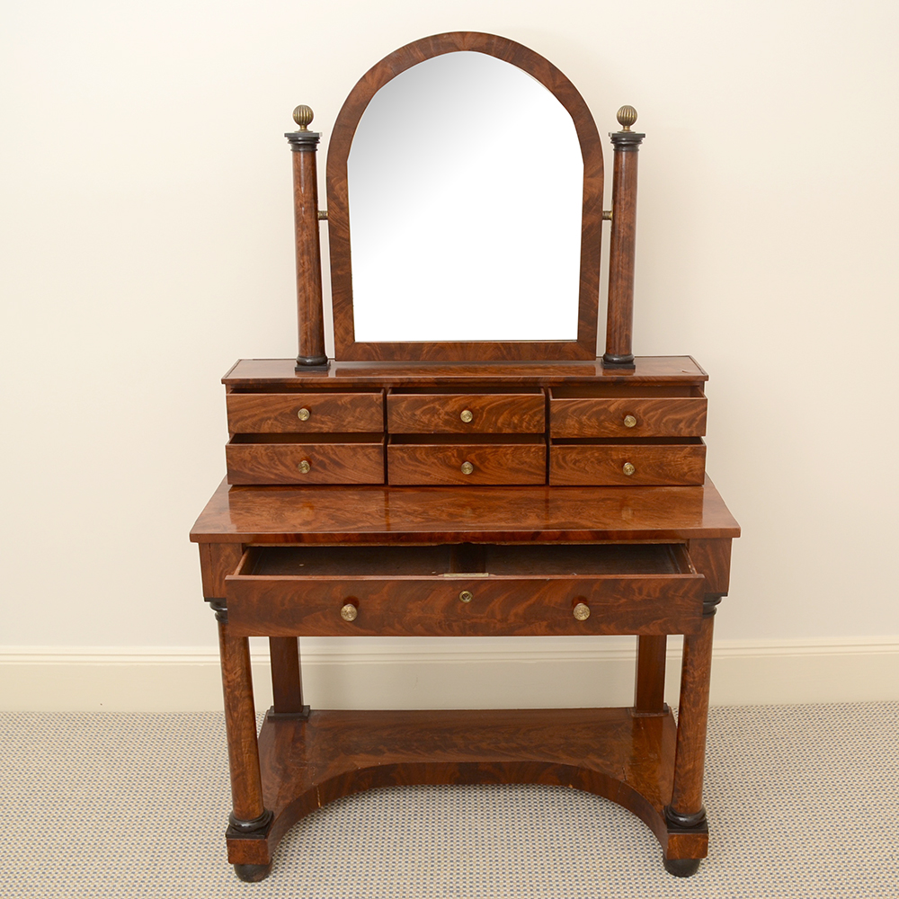 Period American Classical Boston Dressing Table
