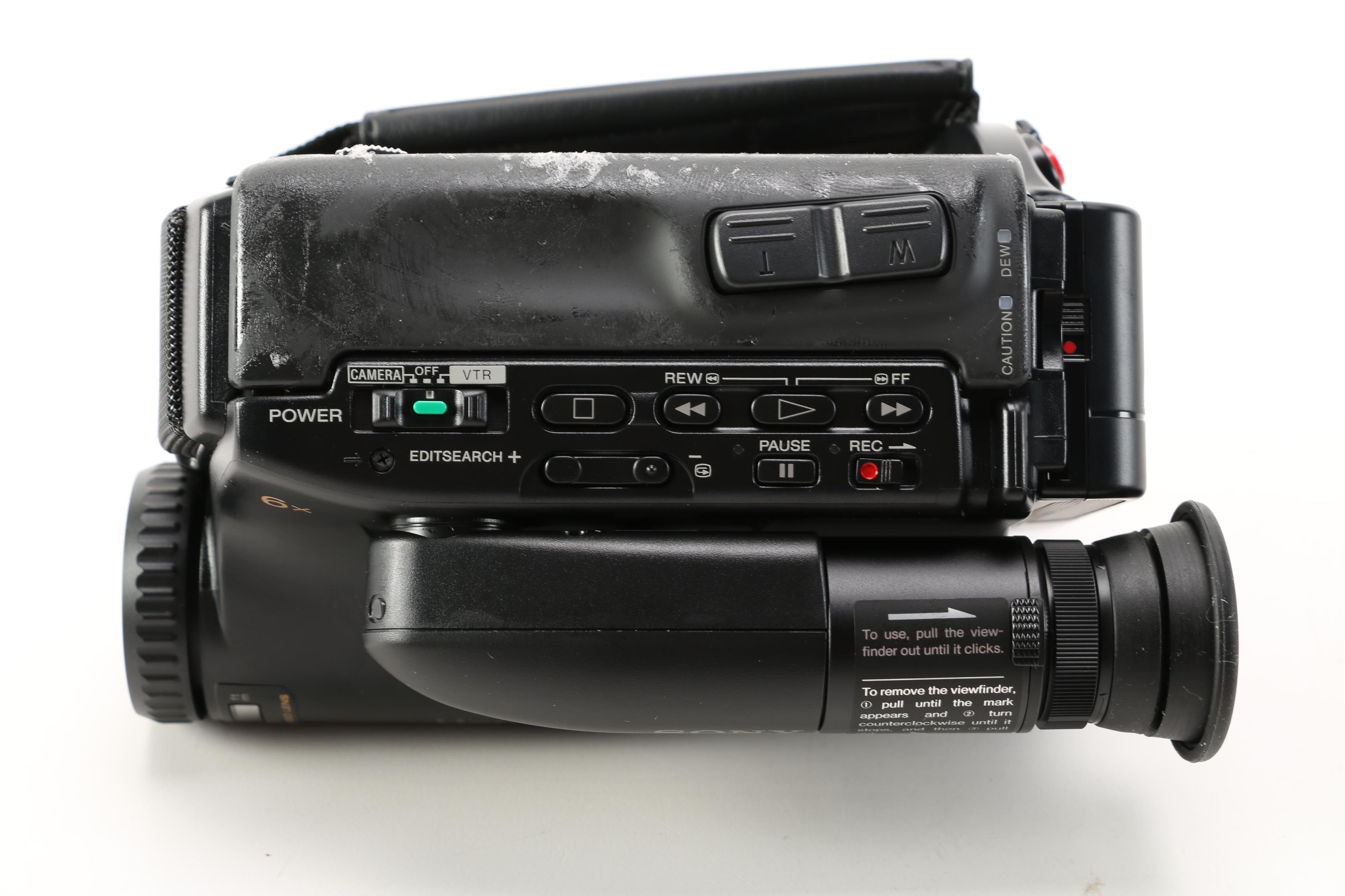 Sony NP-55 Video 8 Handycam Camcorder With Accessories