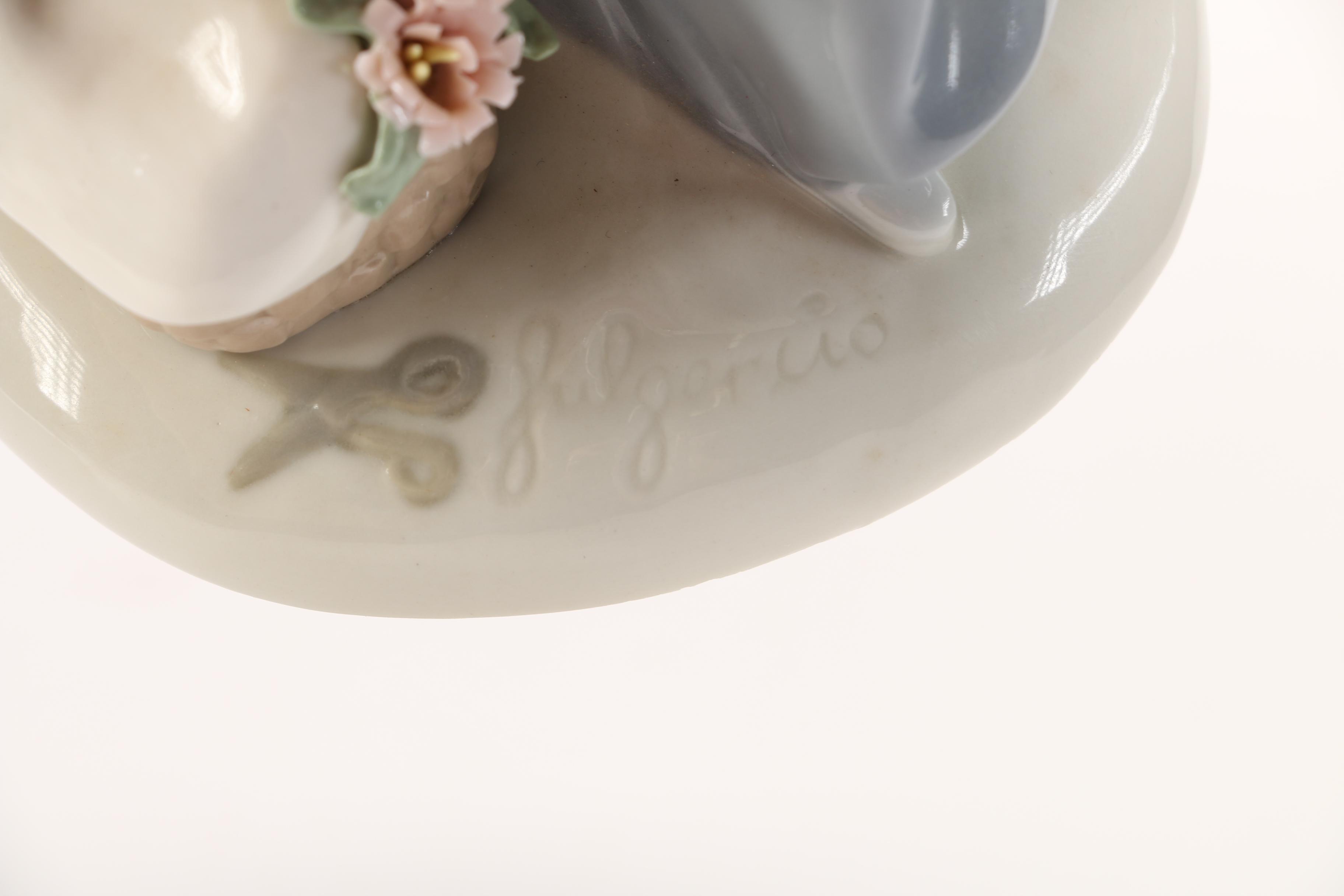 Vintage Lladro " Cecilia The Carnation Maiden" Figurine C. 1983