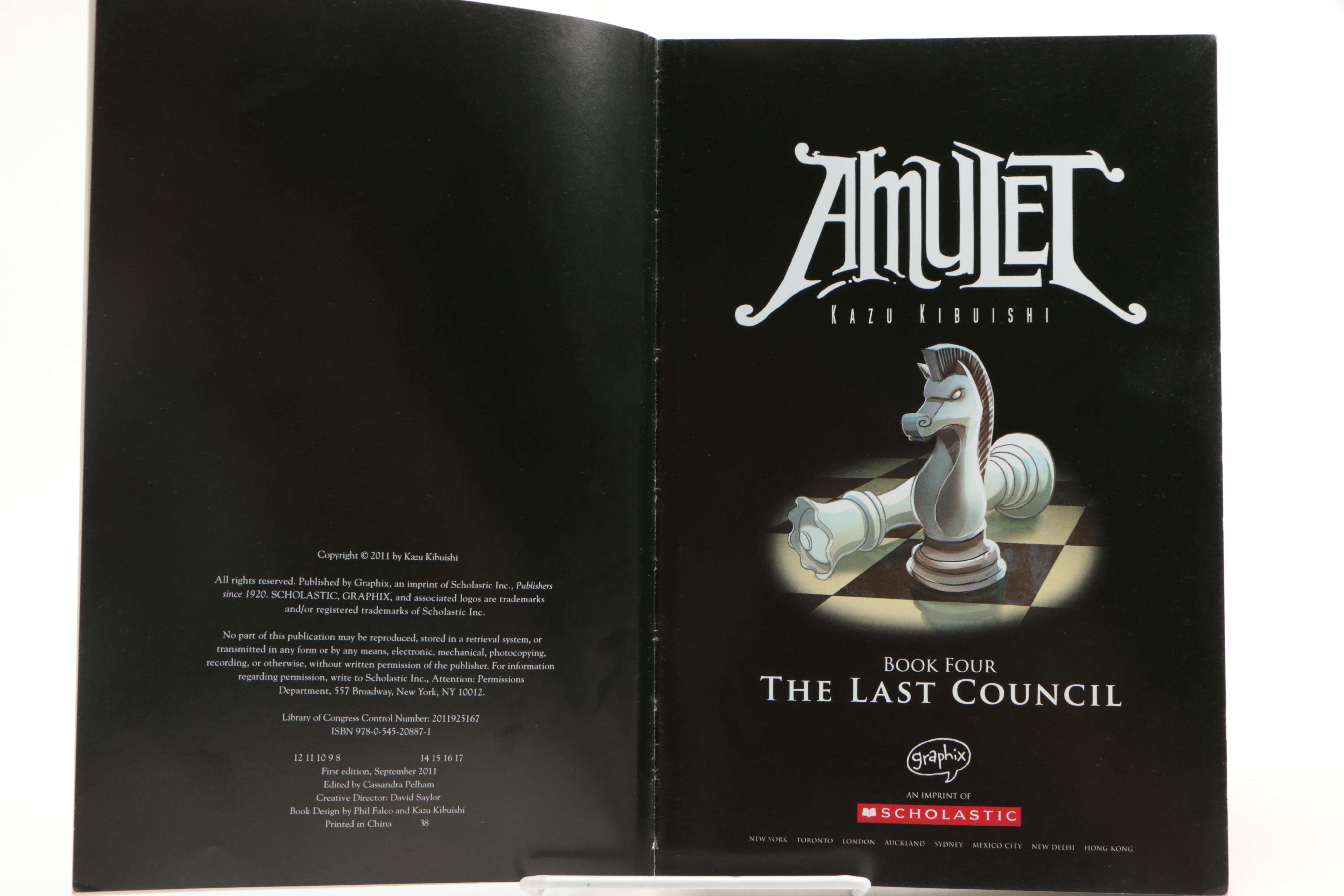 Six Volumes of "Amulet" by Kazu Kibuishi