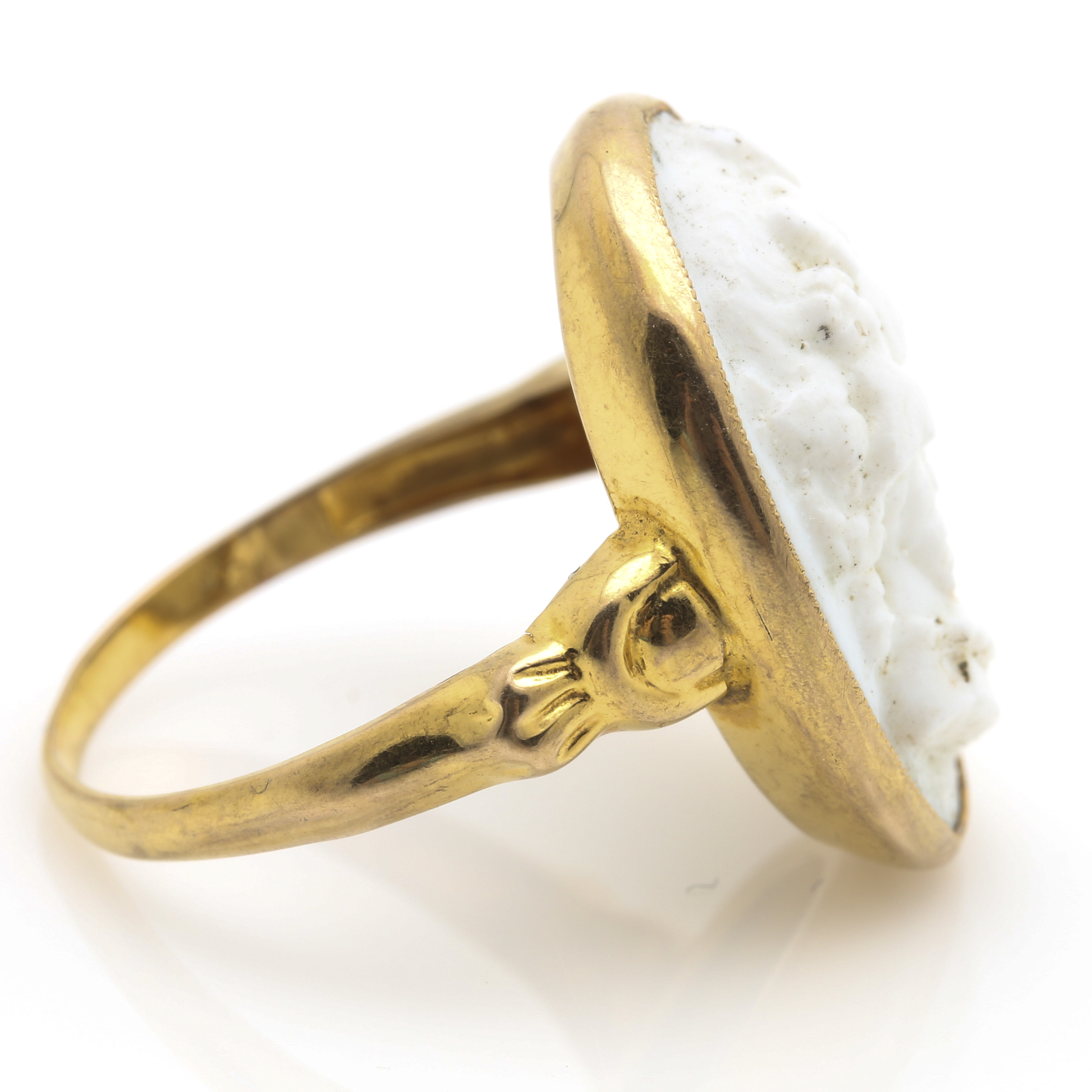 10K Yellow Gold Cameo Ring