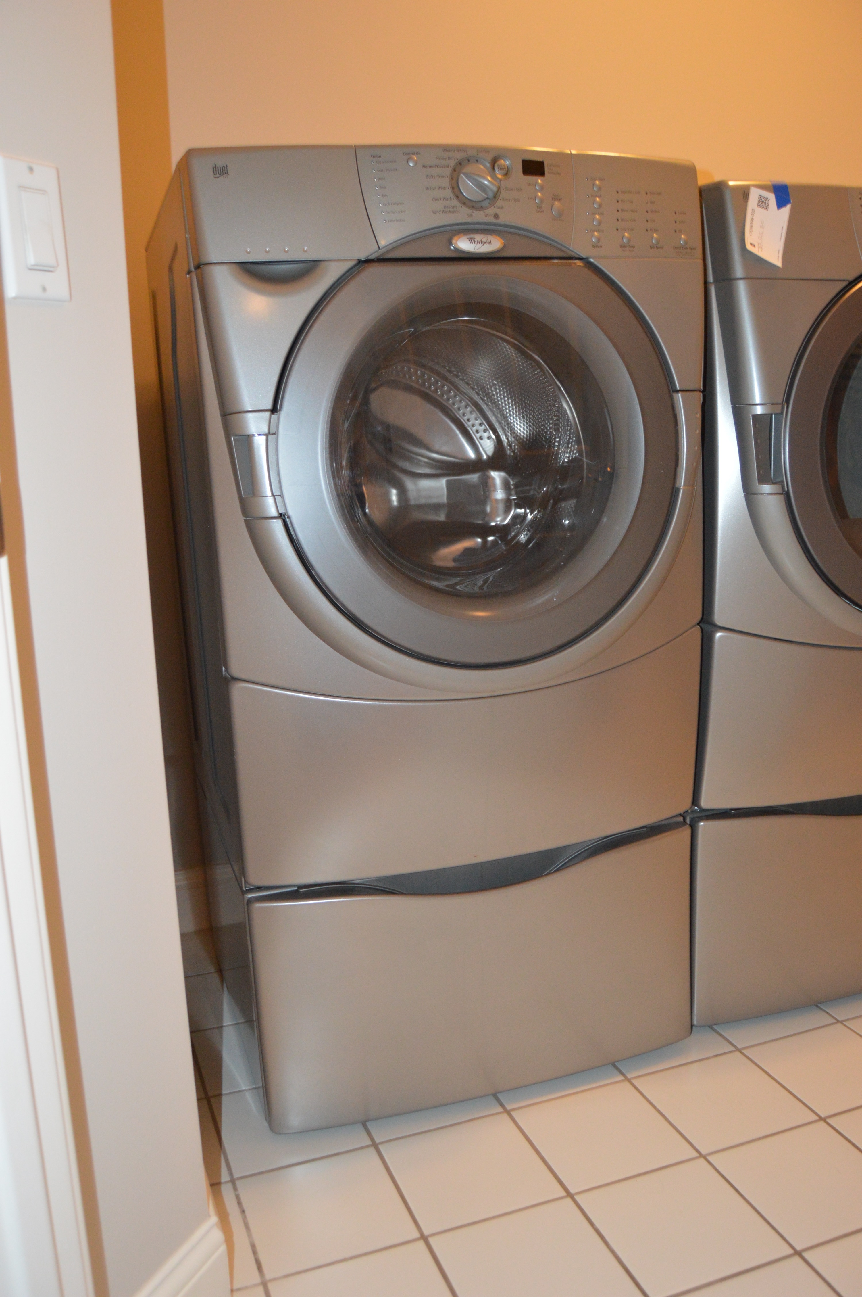 Whirlpool "Duet HT" Front-Load Washer and Storage Pedestal