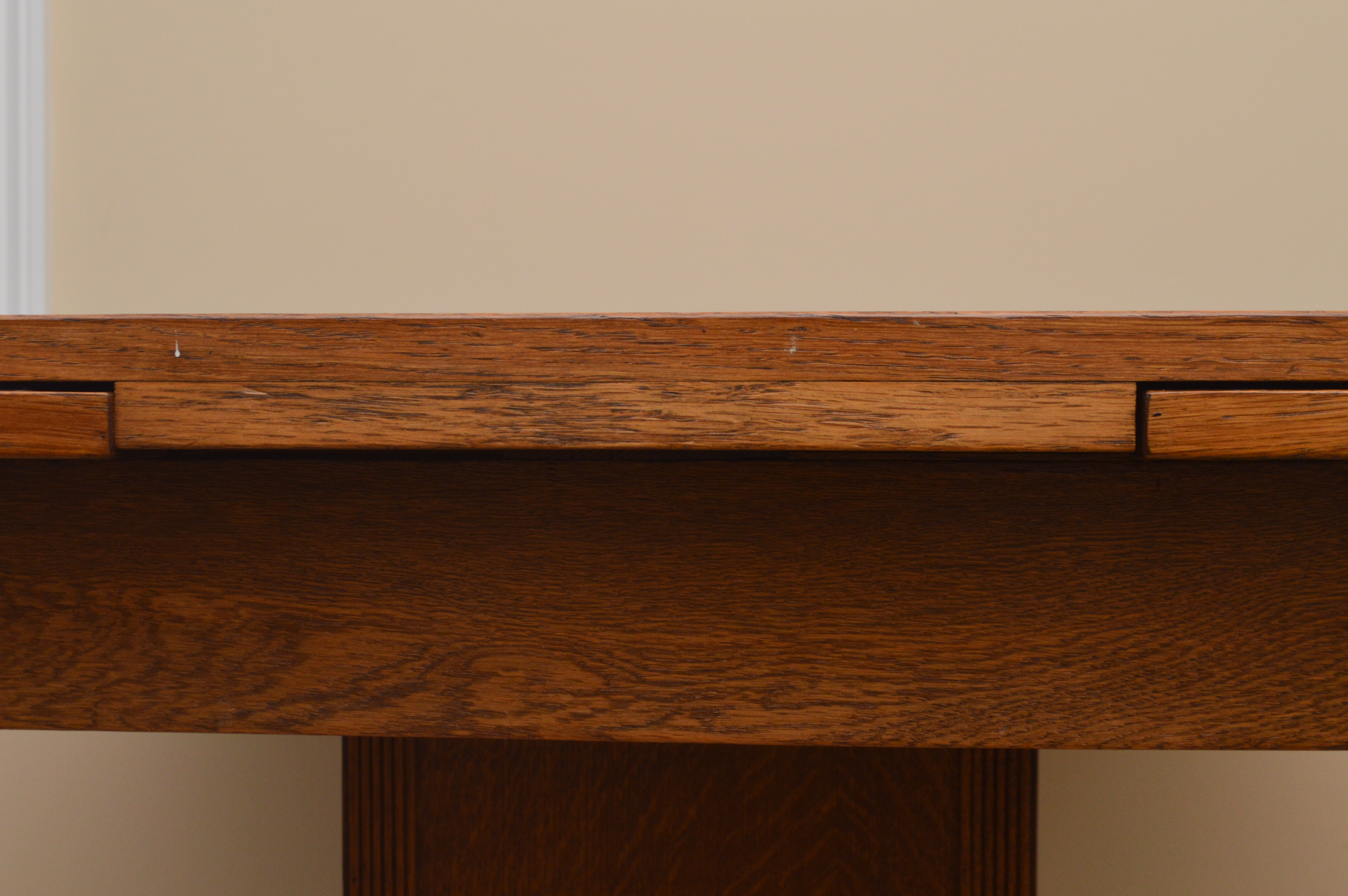 Antique Oak Expandable Table