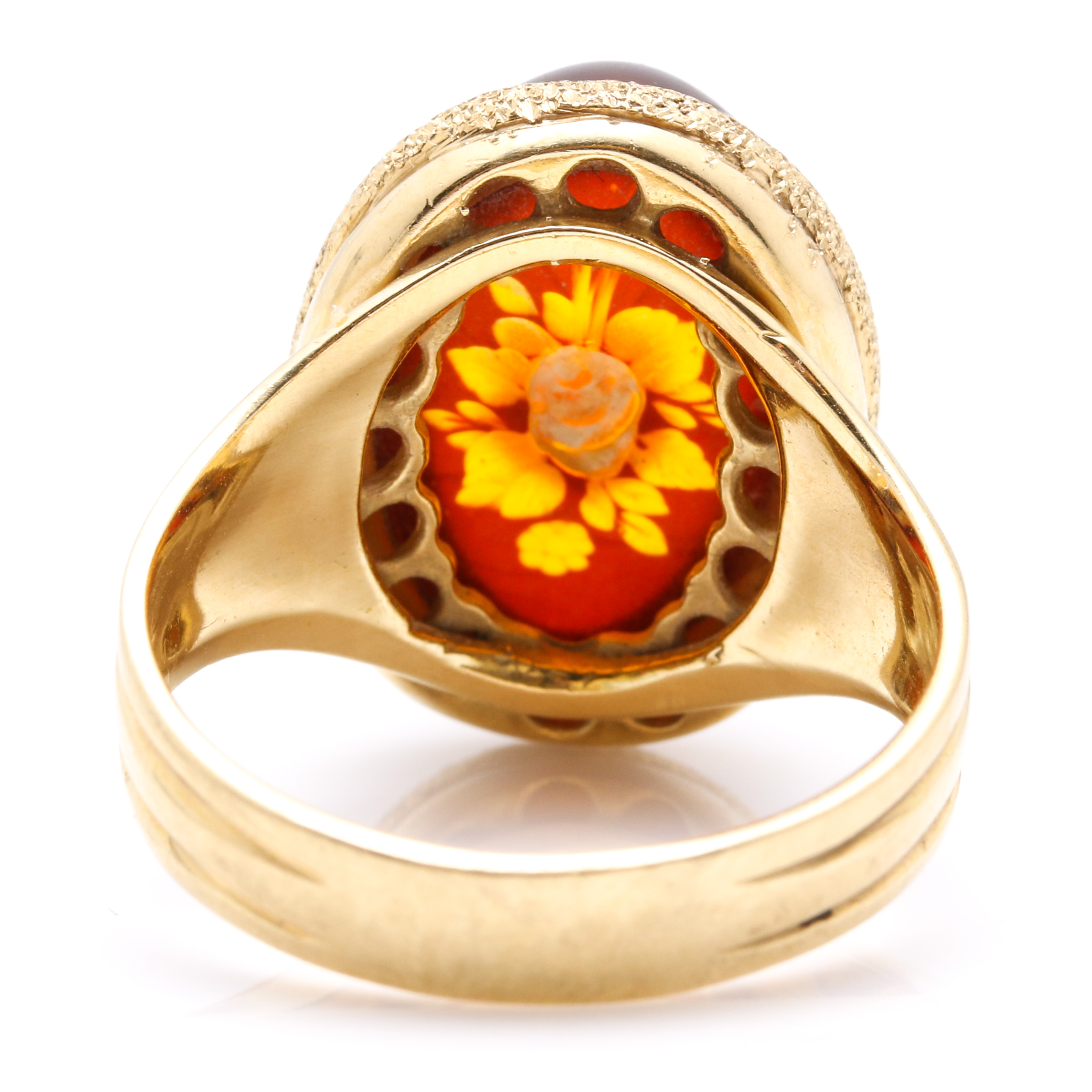 18K Yellow Gold Amber Ring With Intaglio Rose