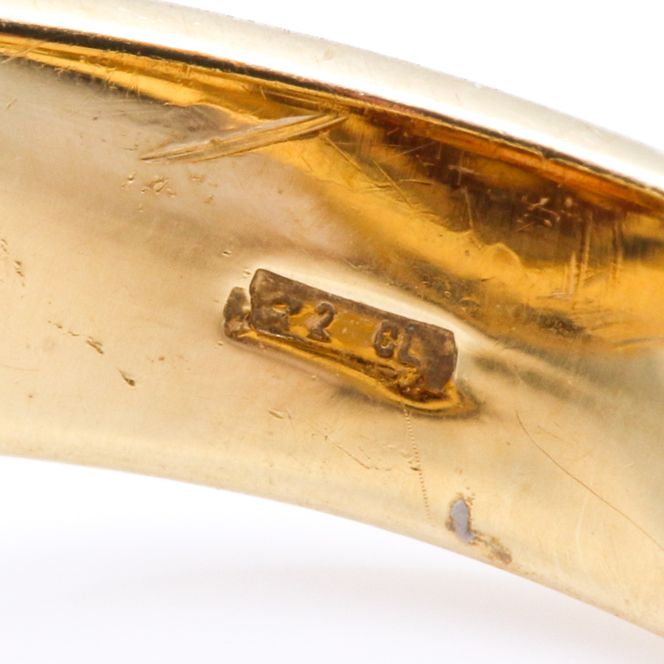 18K Yellow Gold Amber Ring With Intaglio Rose