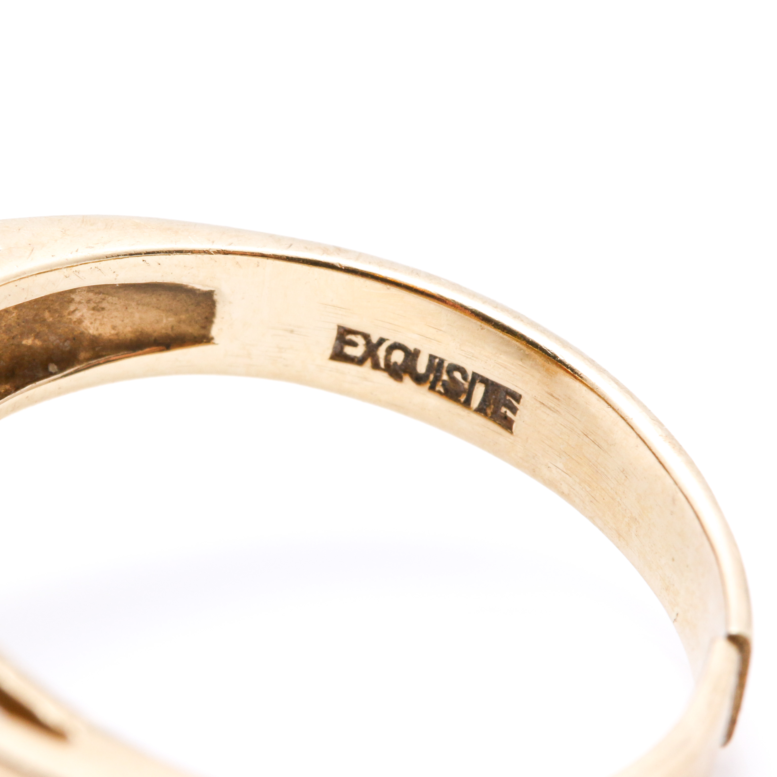 10K Yellow Gold Garnet Ring With Diamond Accents