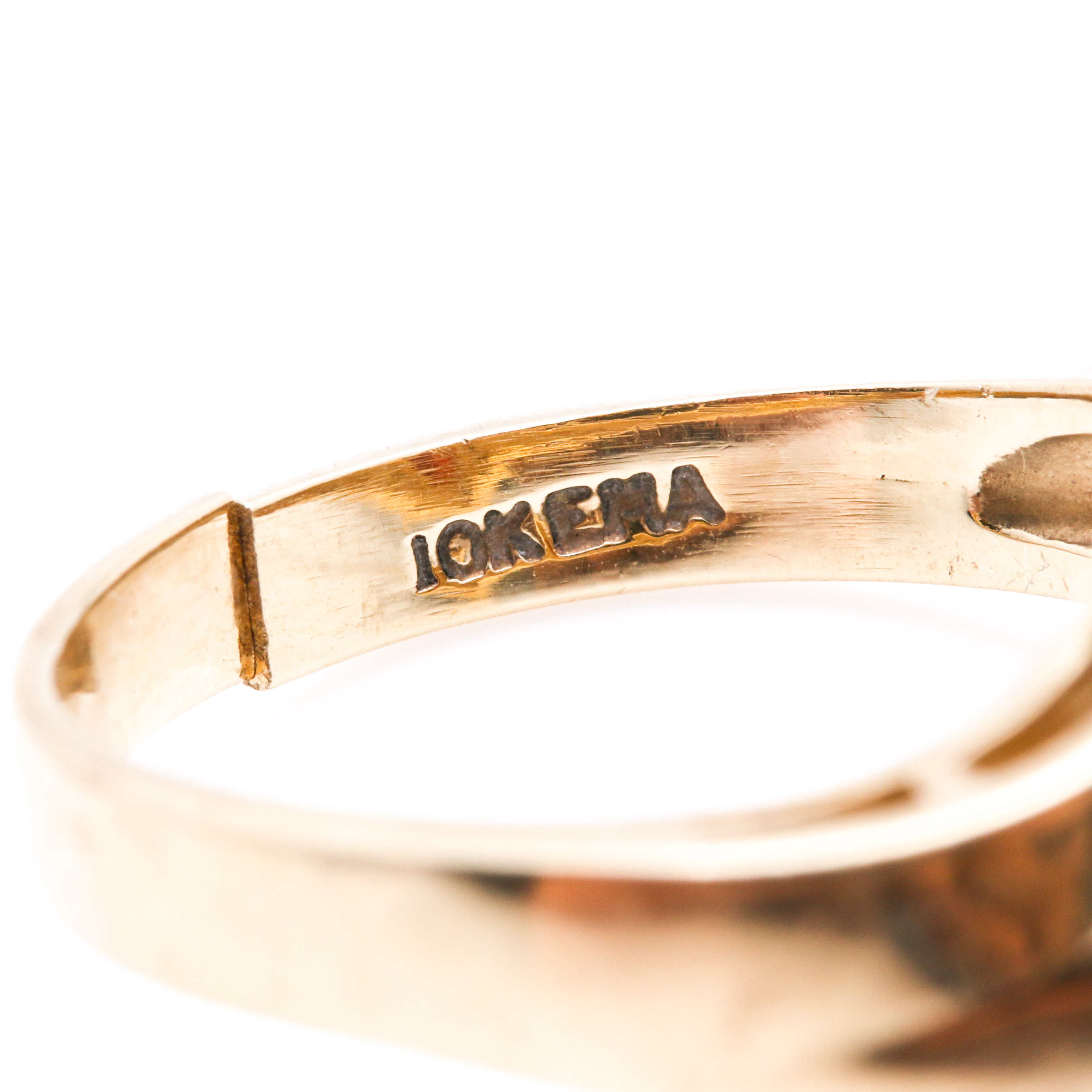 10K Yellow Gold Garnet Ring With Diamond Accents