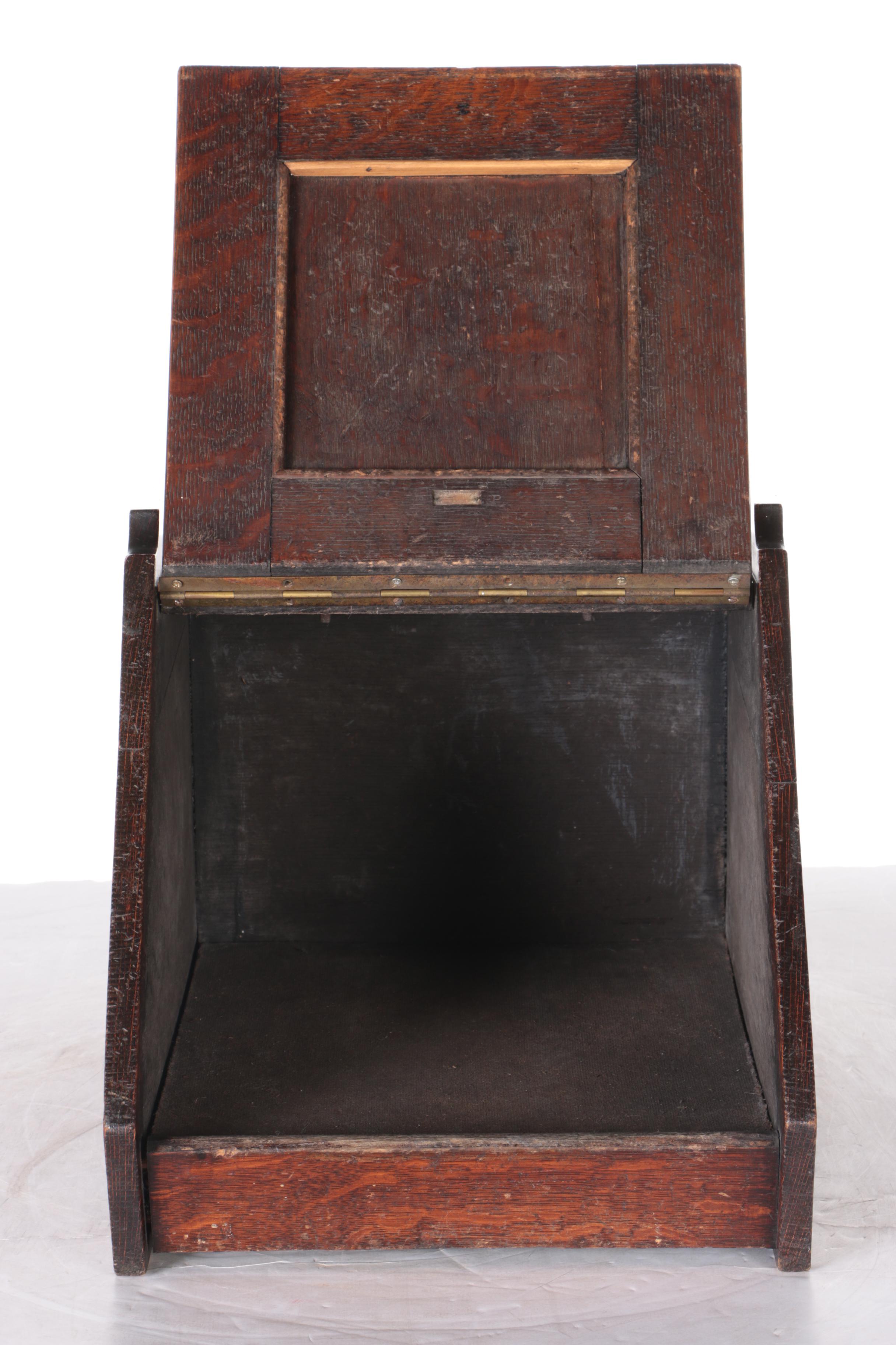 Early 20th Century Quartersawn Oak Coal Box