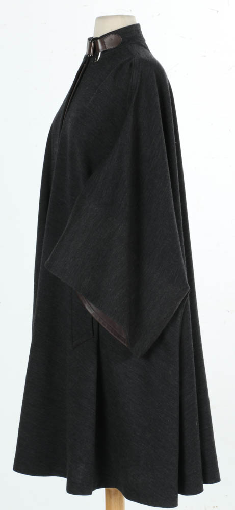 Hermès Deep Heather Gray Wool Cape with Coordinating Gloves