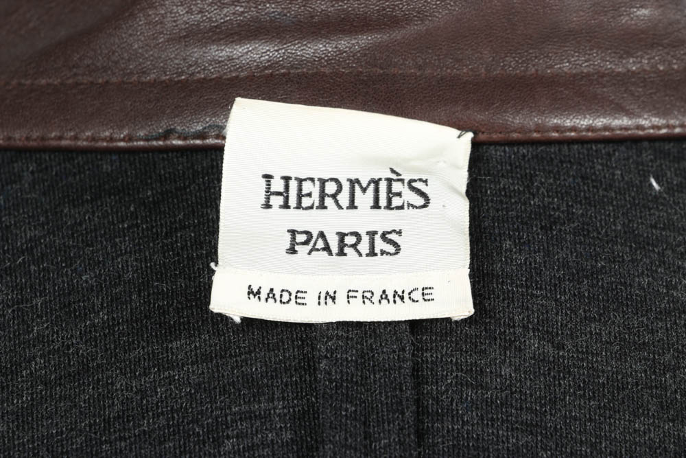 Hermès Deep Heather Gray Wool Cape with Coordinating Gloves