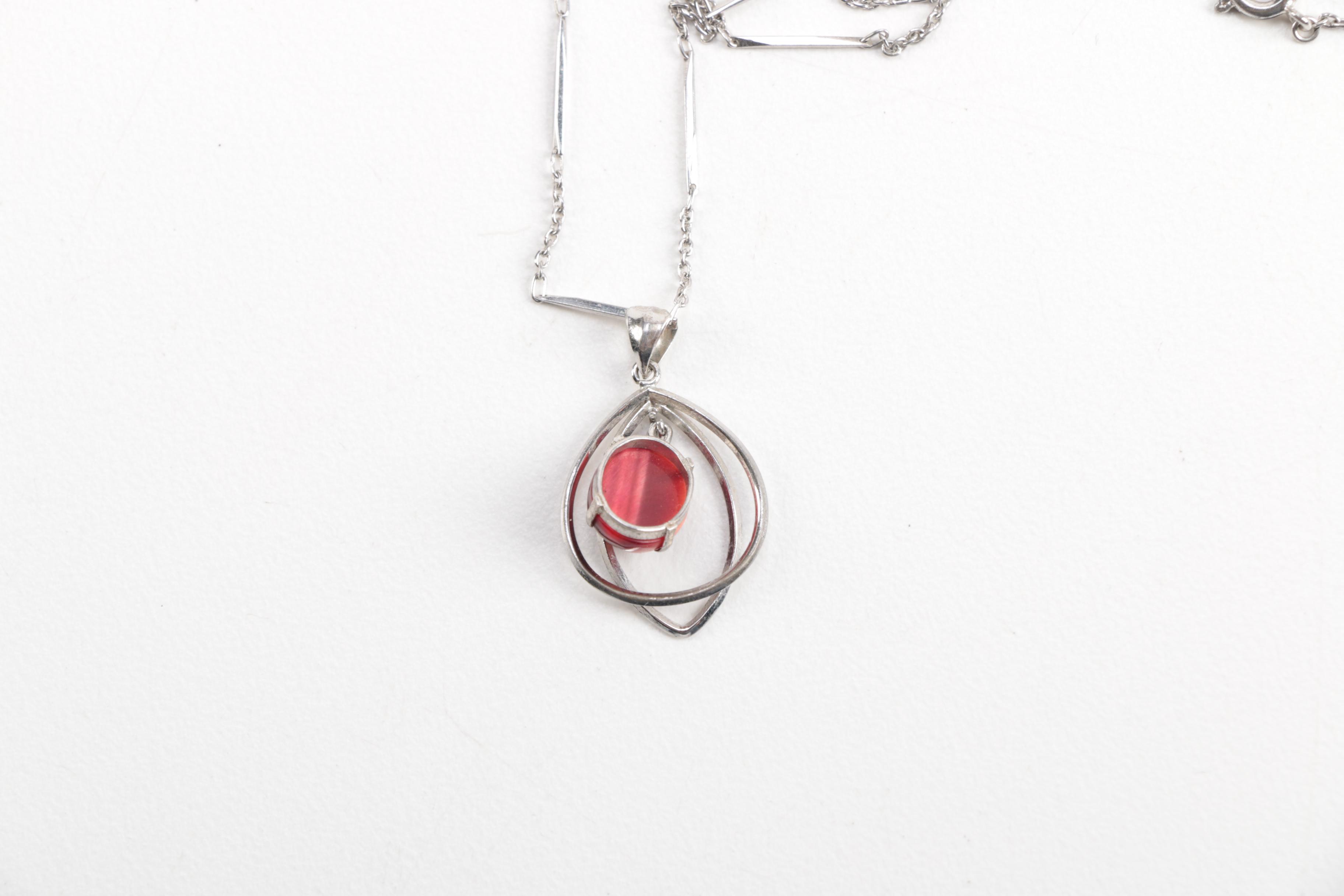 Costume Jewelry Including Cultured Pearl