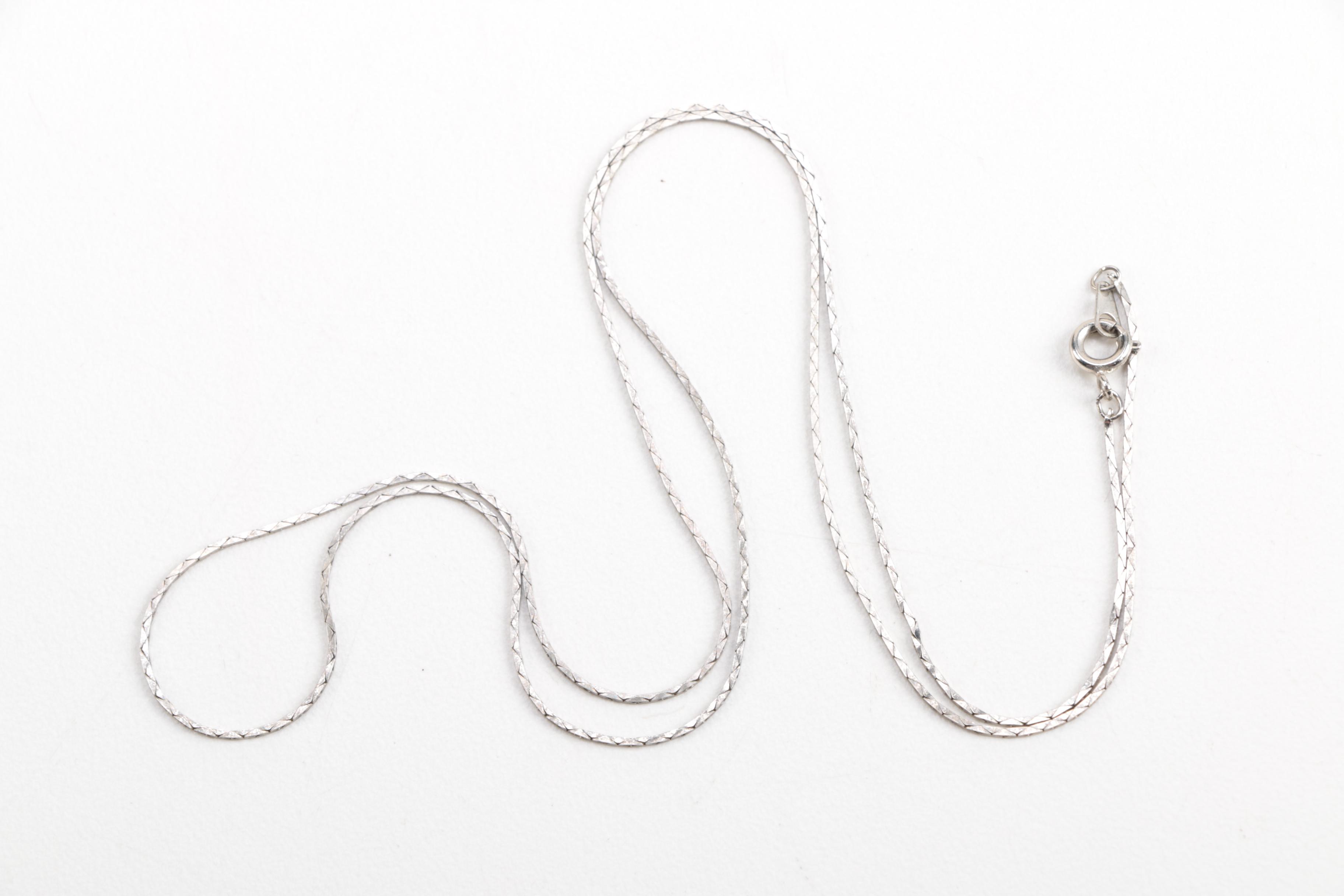 Costume Jewelry Including Cultured Pearl