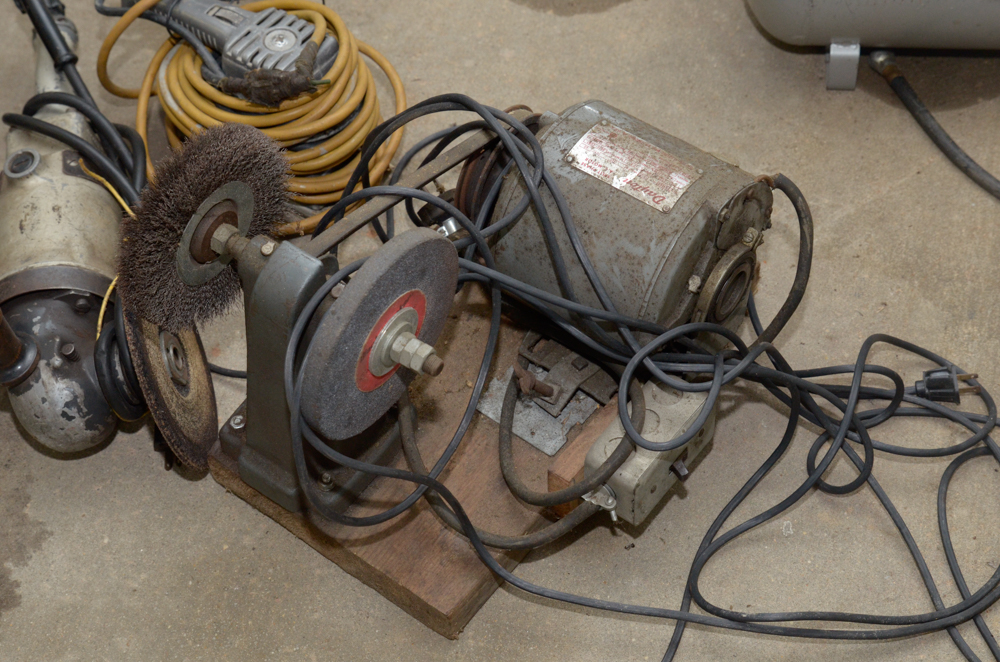 Assortment of Electrical Sanders