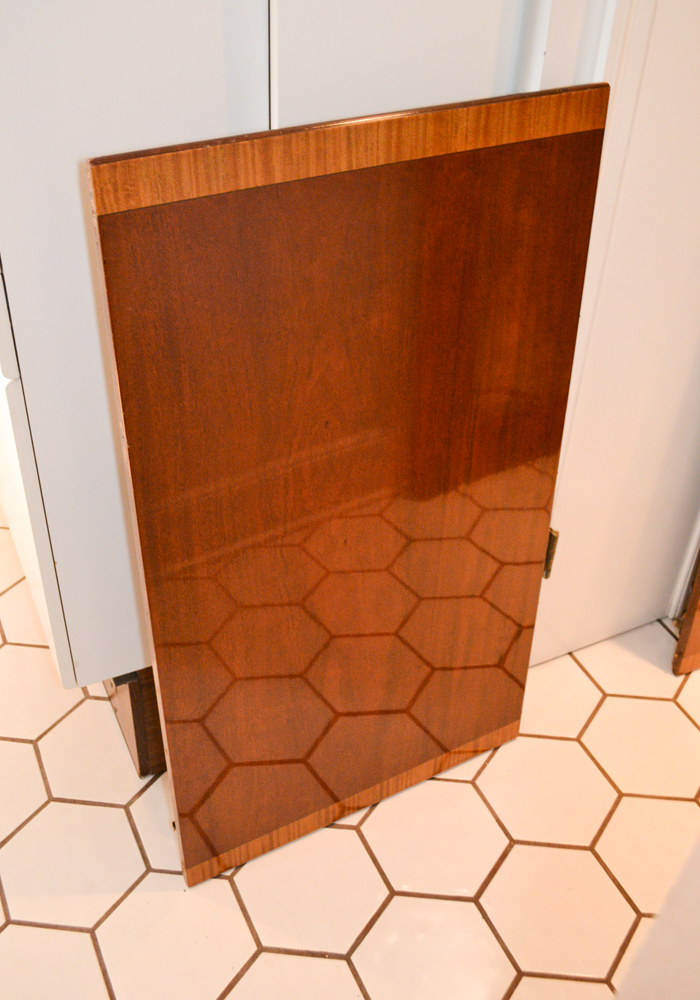 Vintage Sheraton Inspired Dining Table With Leaf Inserts