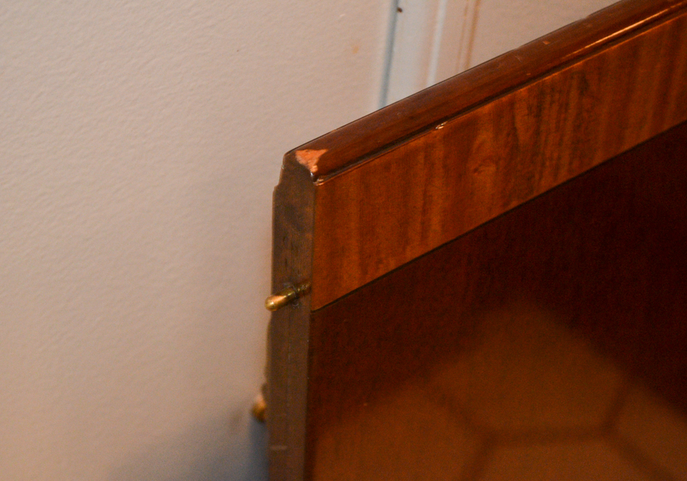 Vintage Sheraton Inspired Dining Table With Leaf Inserts