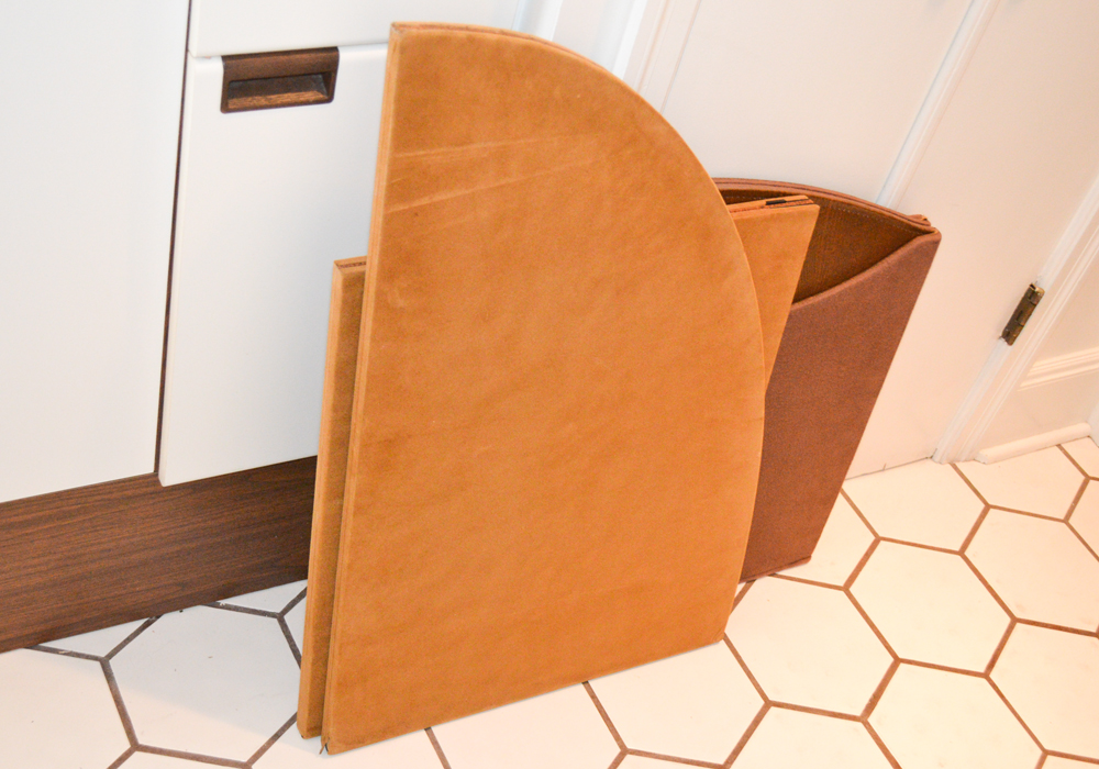 Vintage Sheraton Inspired Dining Table With Leaf Inserts