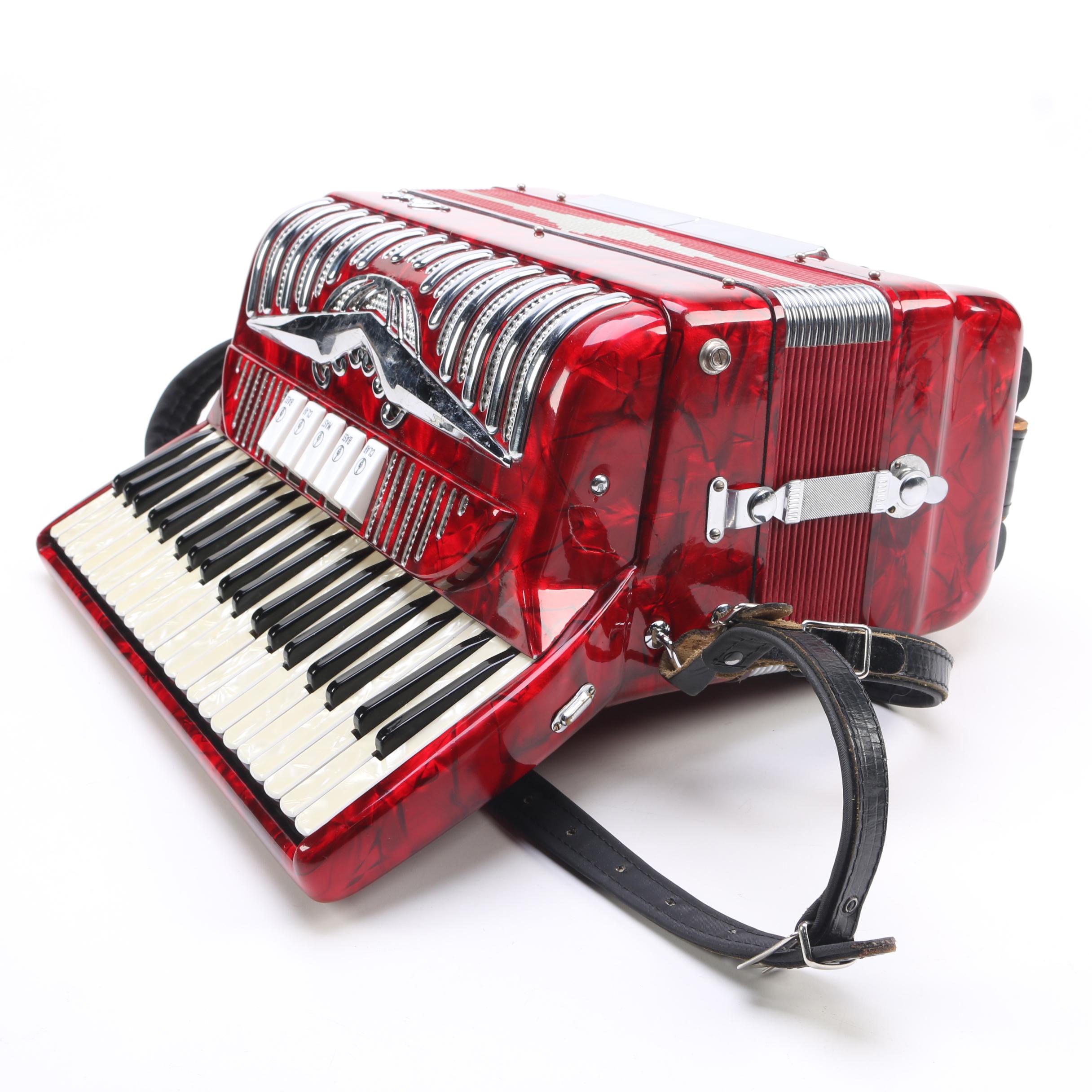 Lindo Piano Accordion and Case