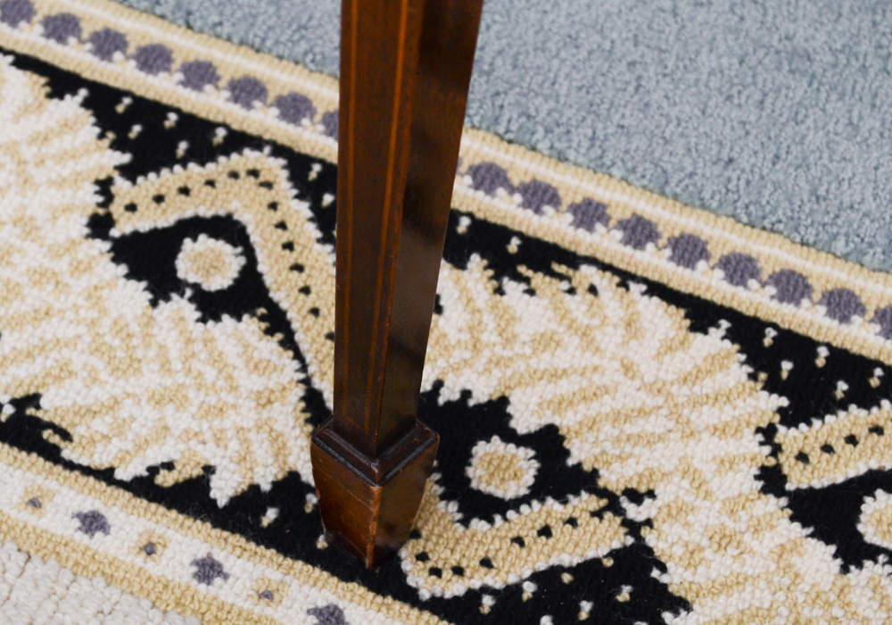 Vintage Hepplewhite Style Mahogany Drop Leaf Table