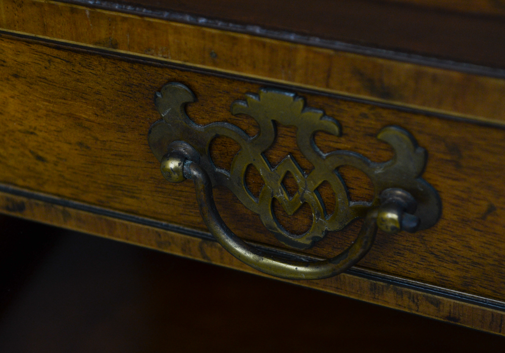 Sahon N.Y. Vintage Wooden Shelf Stand