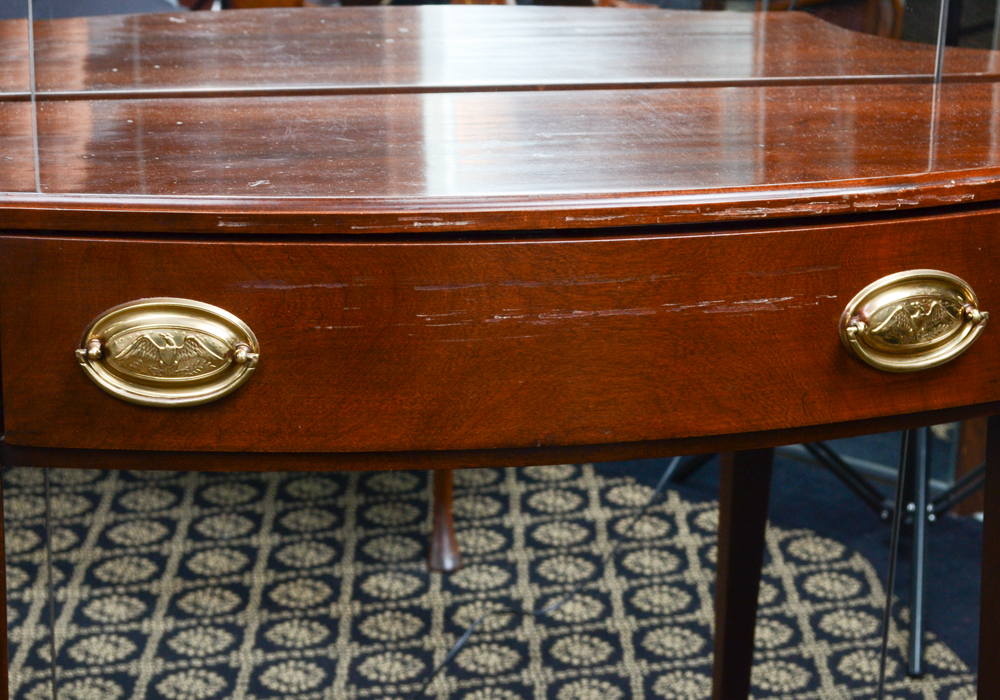 Federal Style Mahogany Side Table