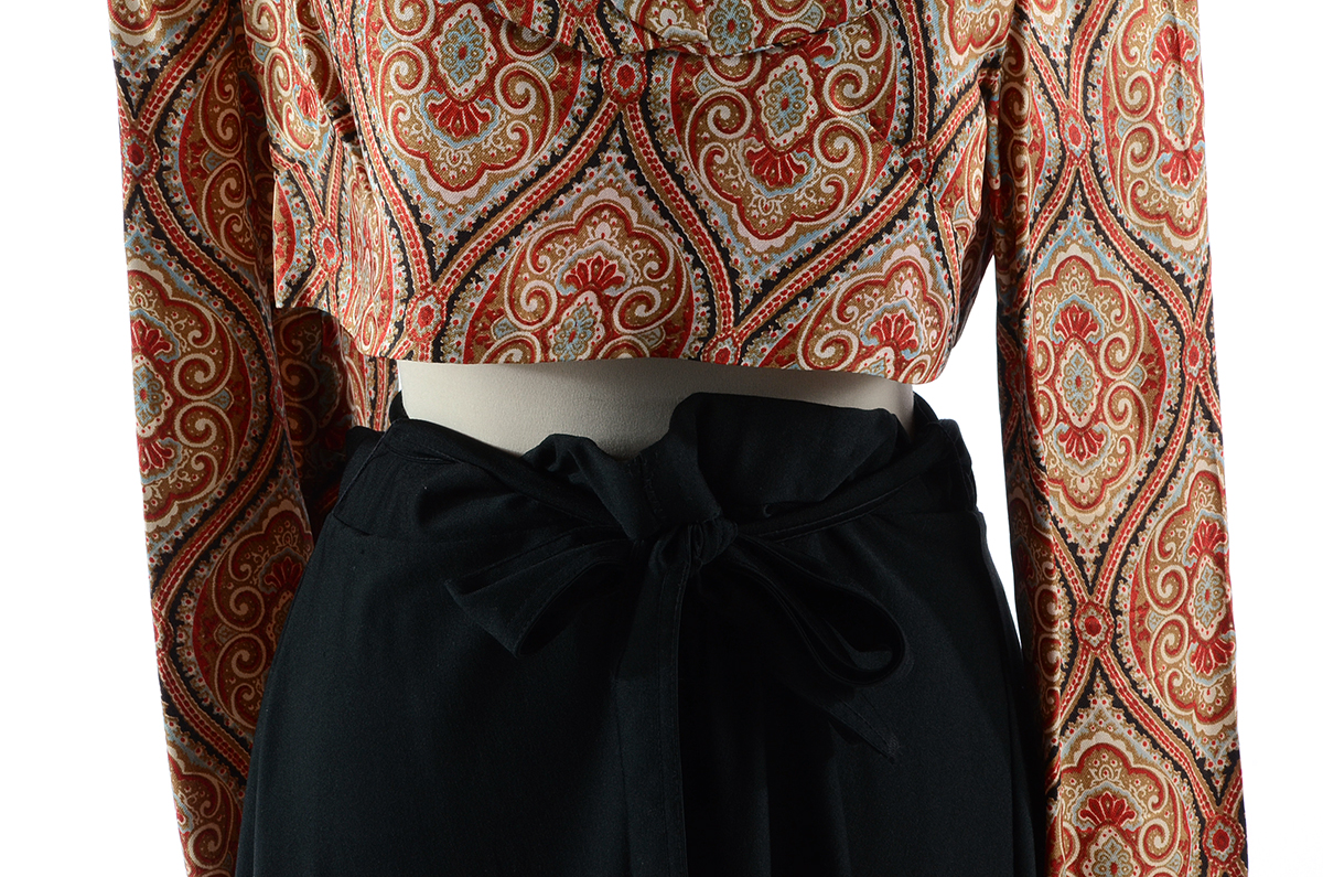Women's Vintage Cropped Blouse and Maxi Skirt