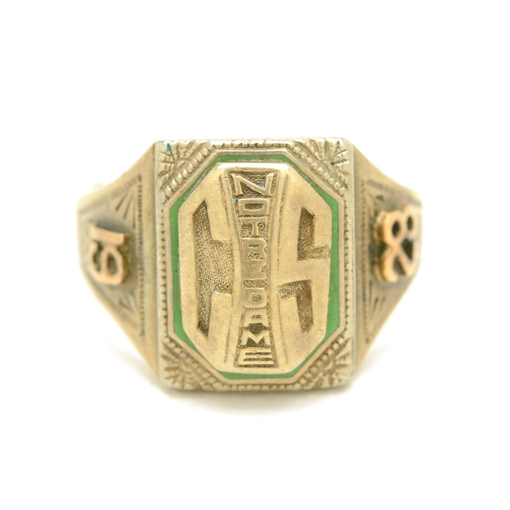 1928 10K Yellow Gold Notre Dame Class Ring