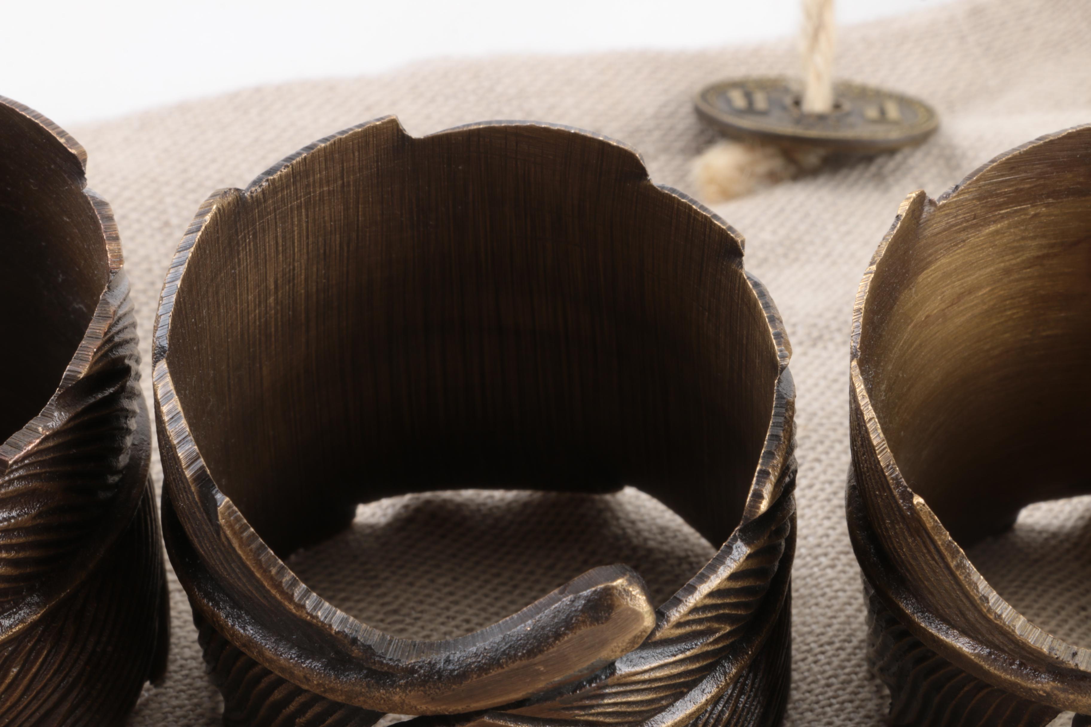 Feather-Shaped Metal Napkin Rings