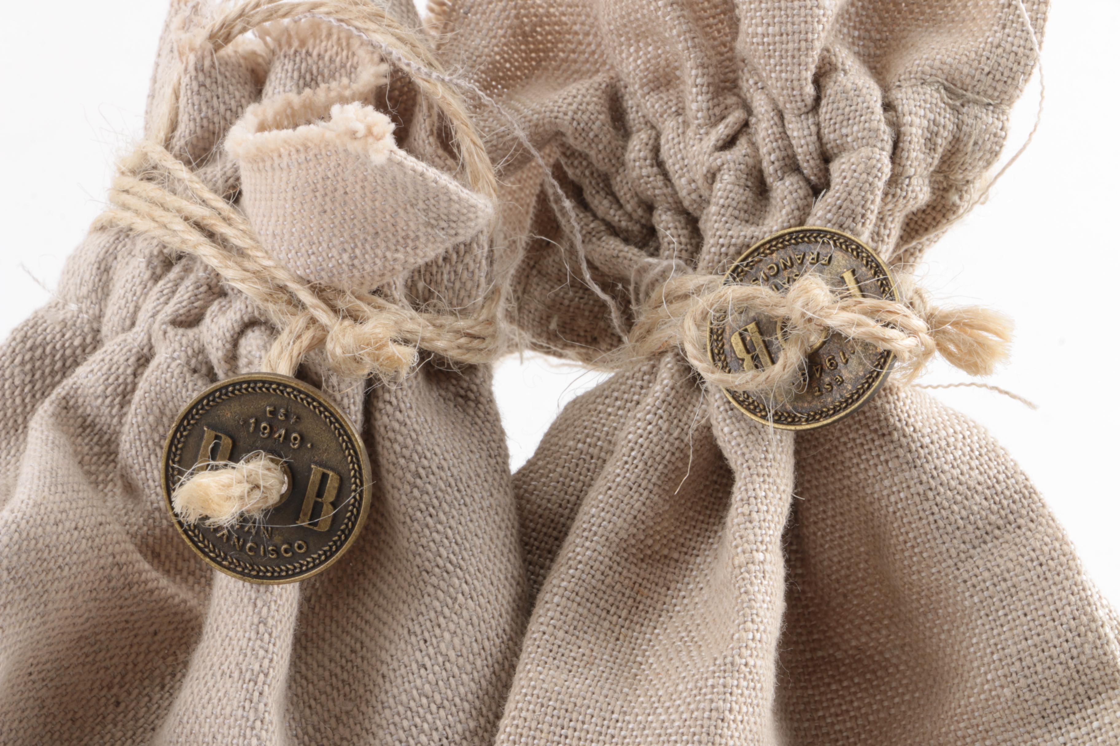 Feather-Shaped Metal Napkin Rings