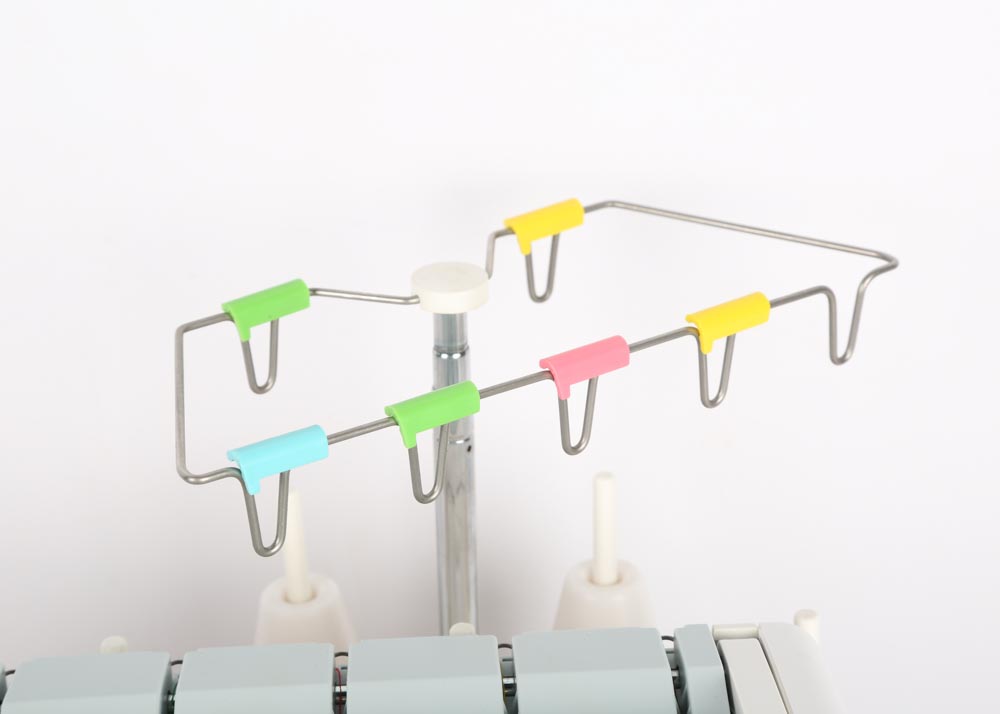 Pfaff Coverlock 4872 Sewing Machine