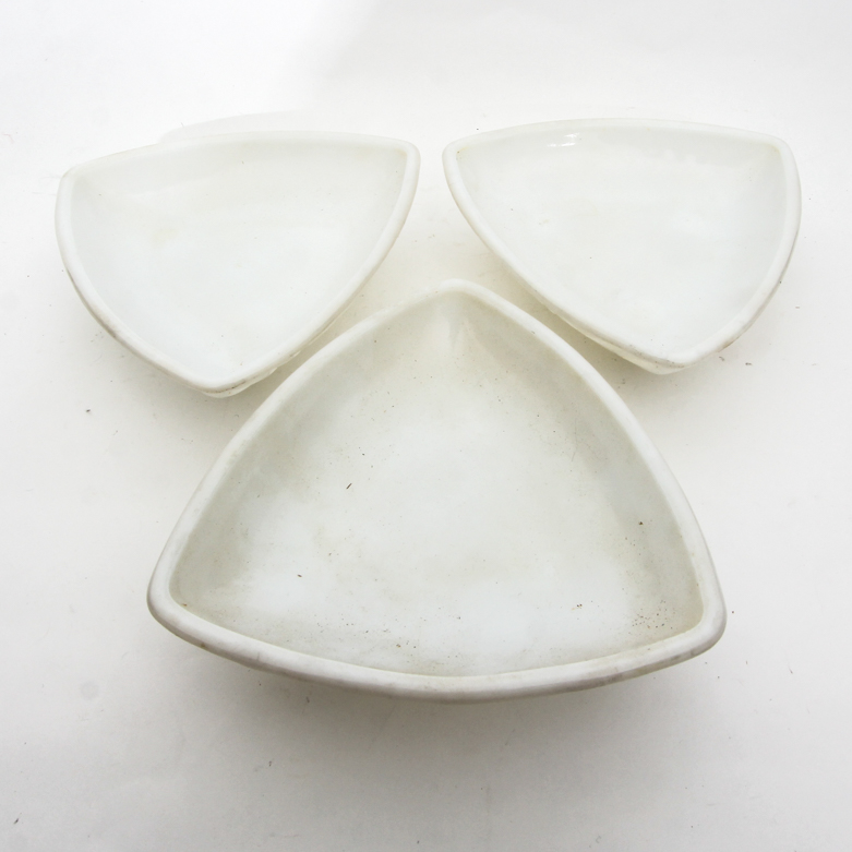 Vintage Anchor Hocking Milk Glass Snack Set "Fleurette"