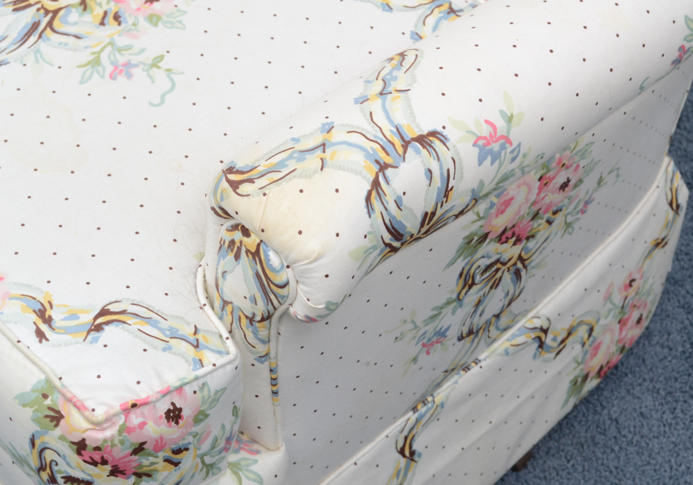 Vintage Floral Upholstered Lounge Chair