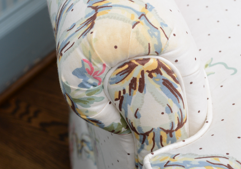 Vintage Floral Upholstered Lounge Chair