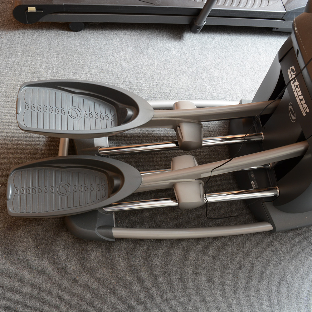 Octane Fitness 37 Elliptical