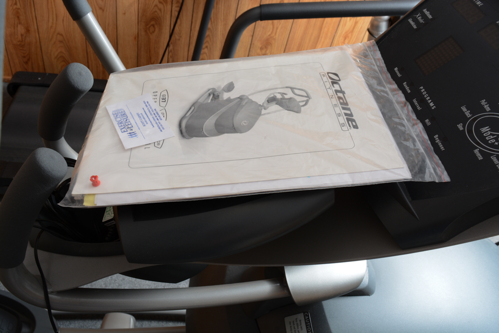 Octane Fitness 37 Elliptical