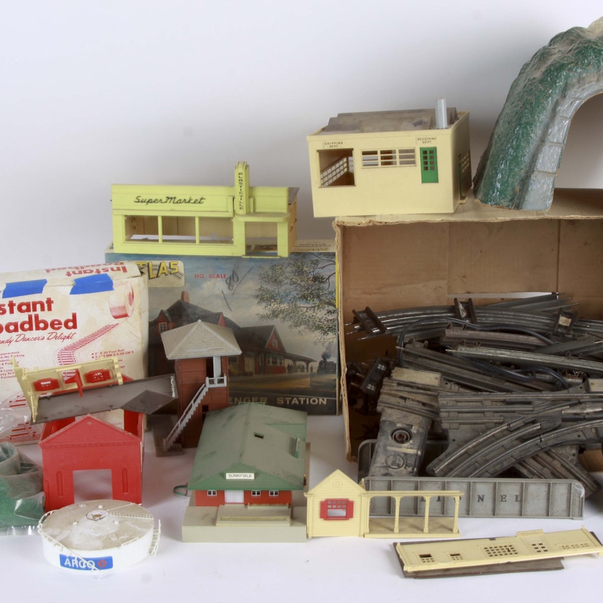 Vintage Train Accessories and Track