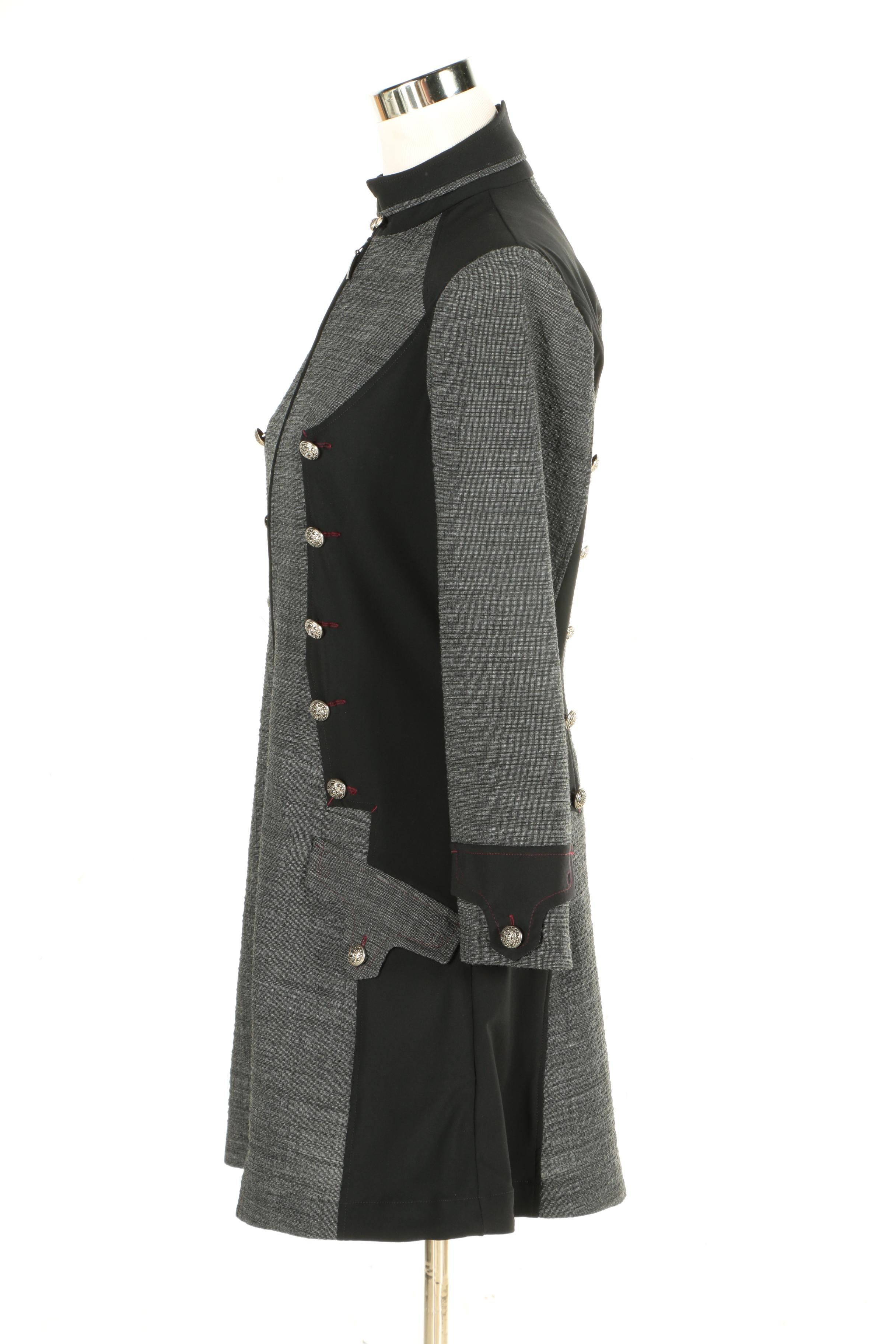 Aventures des Toiles and Komarov Jackets