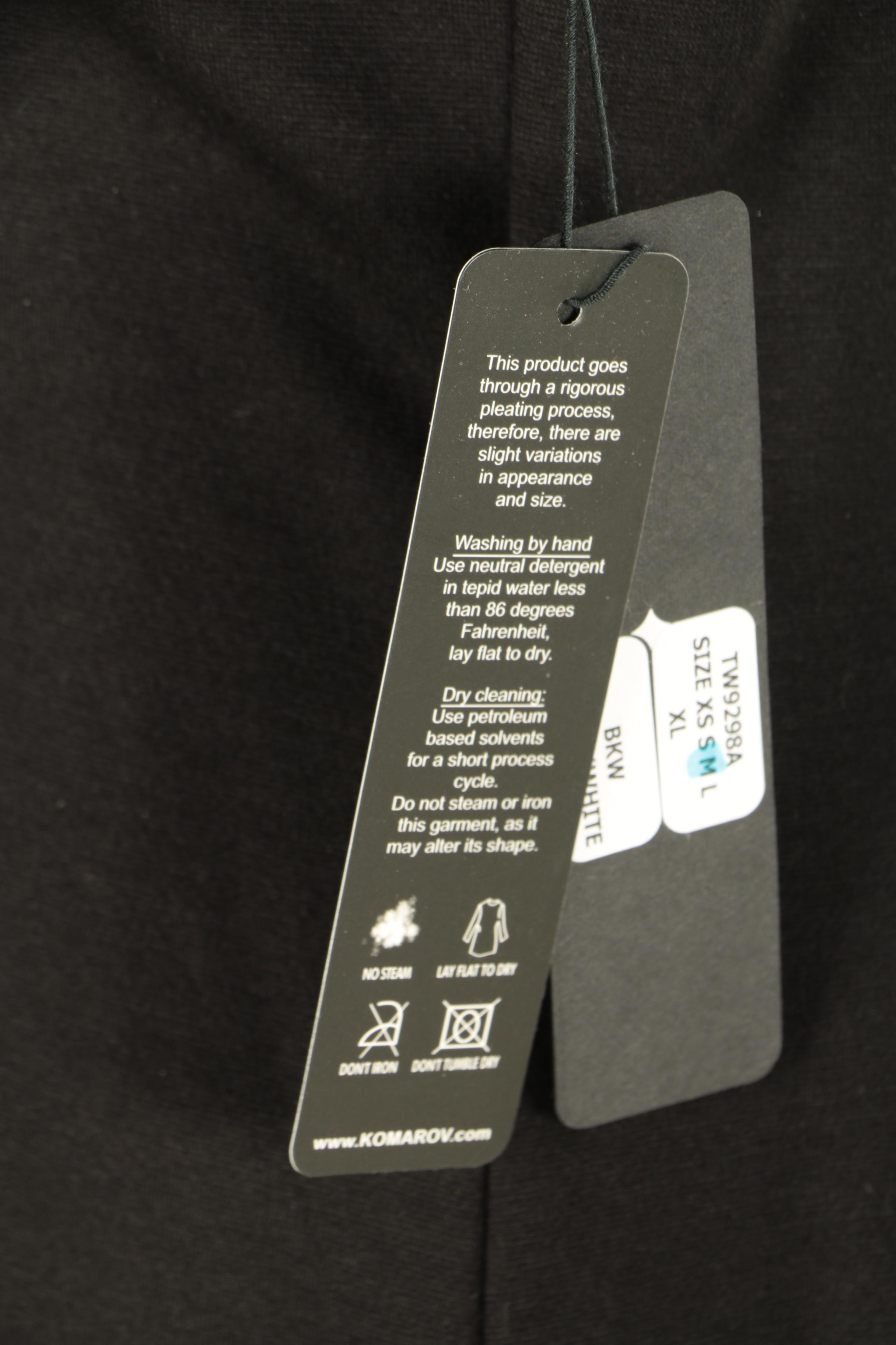 Aventures des Toiles and Komarov Jackets