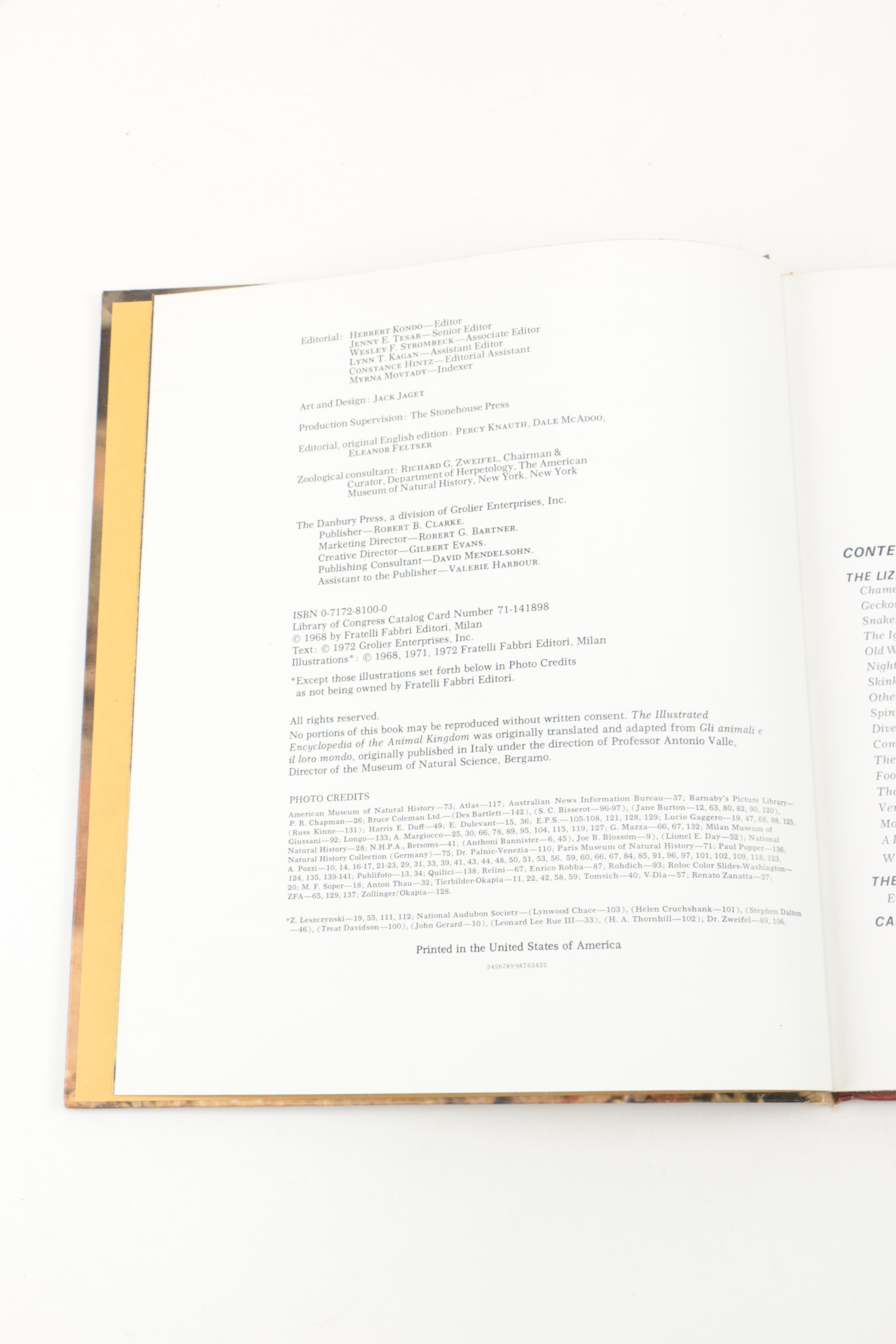 Collection of "The Illustrated Encyclopedia of the Animal Kingdom" Books