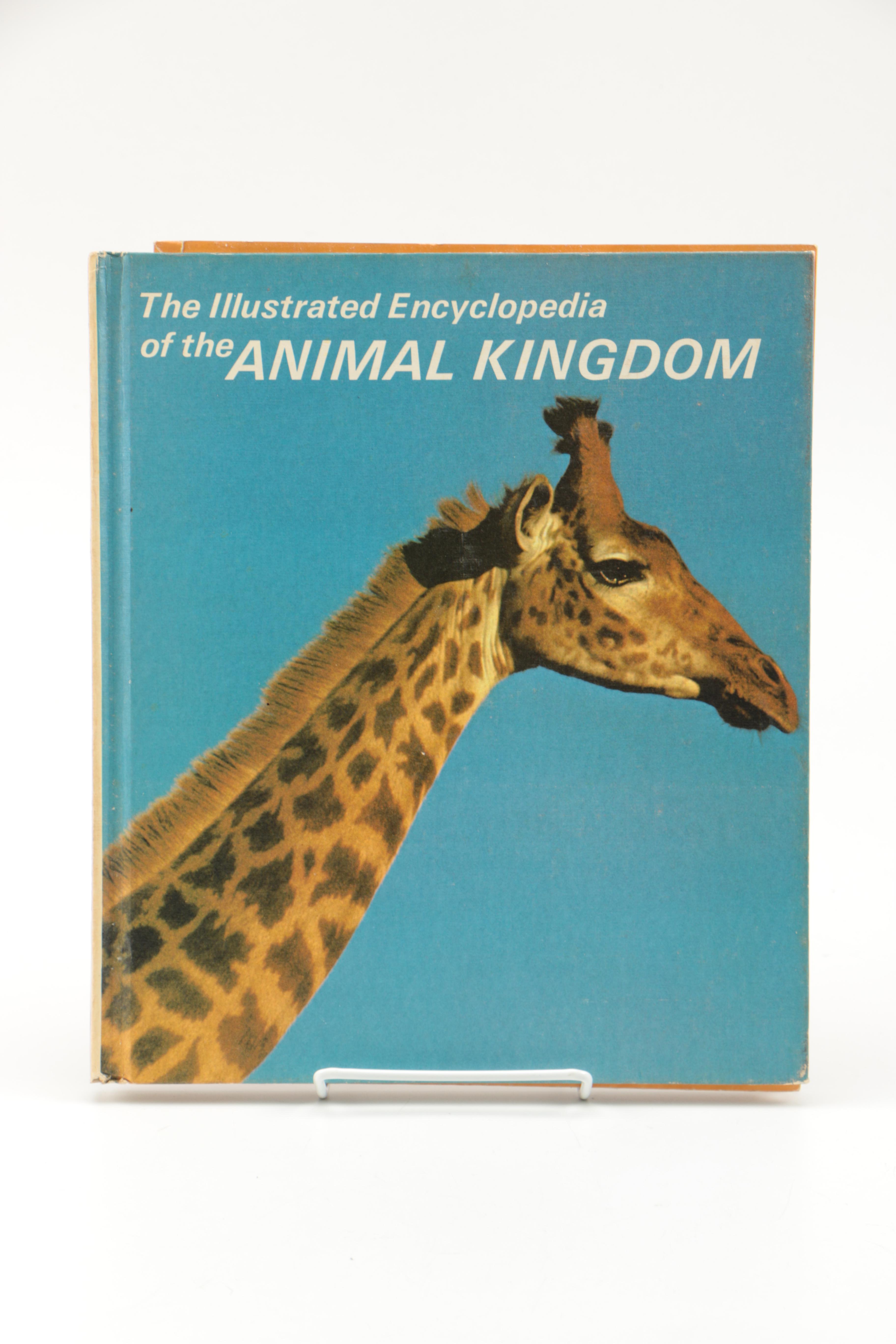 Collection of "The Illustrated Encyclopedia of the Animal Kingdom" Books