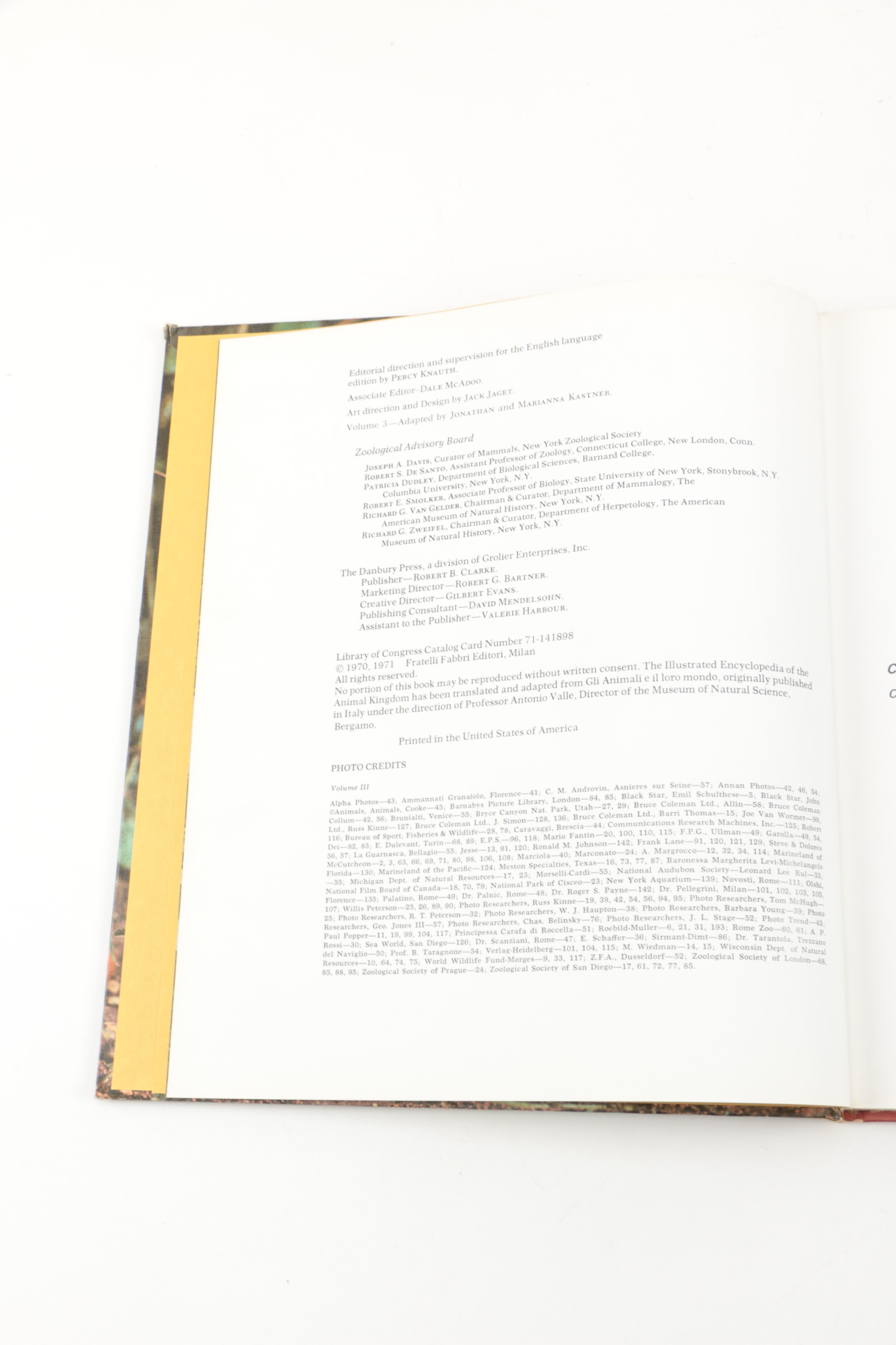 Collection of "The Illustrated Encyclopedia of the Animal Kingdom" Books