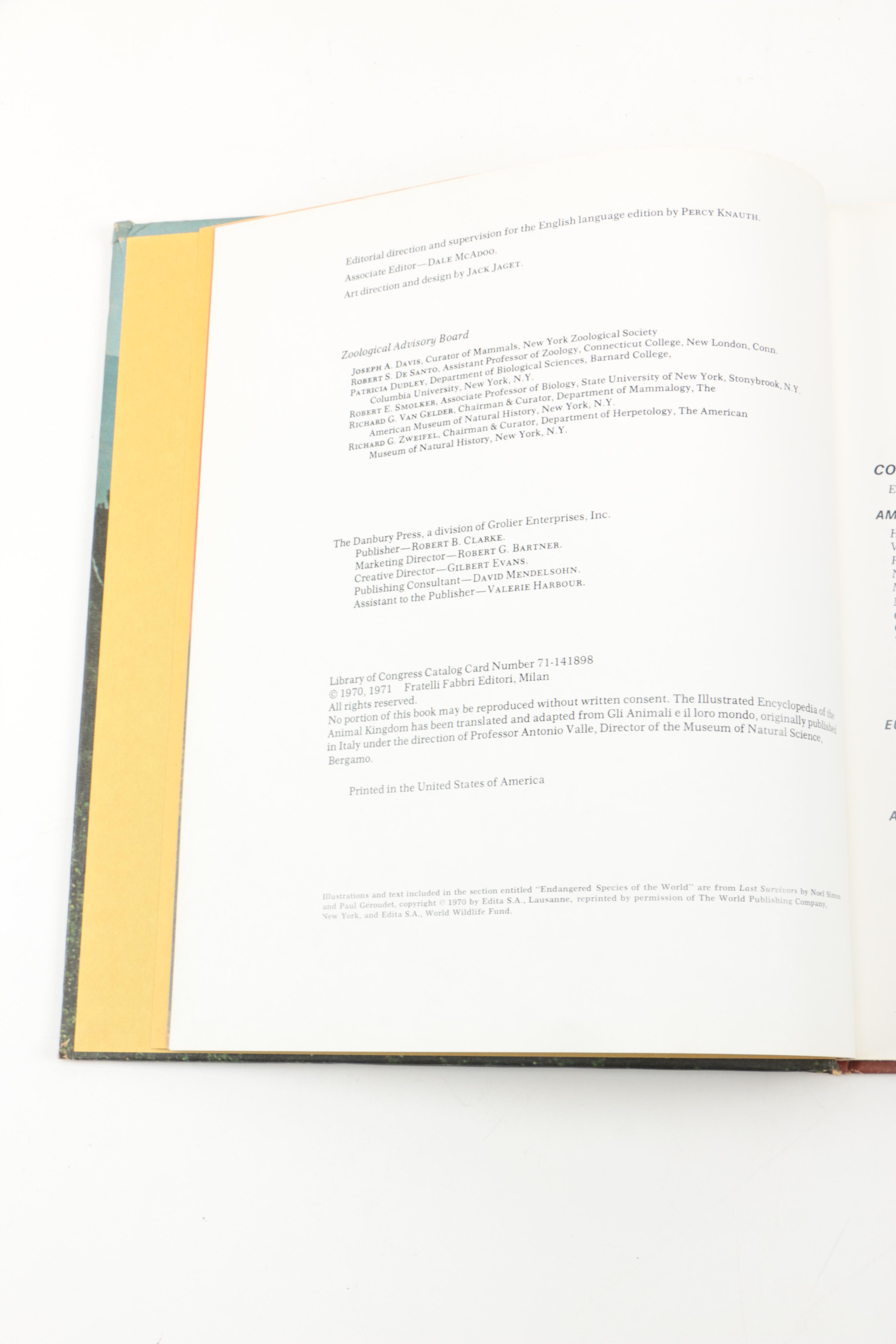 Collection of "The Illustrated Encyclopedia of the Animal Kingdom" Books