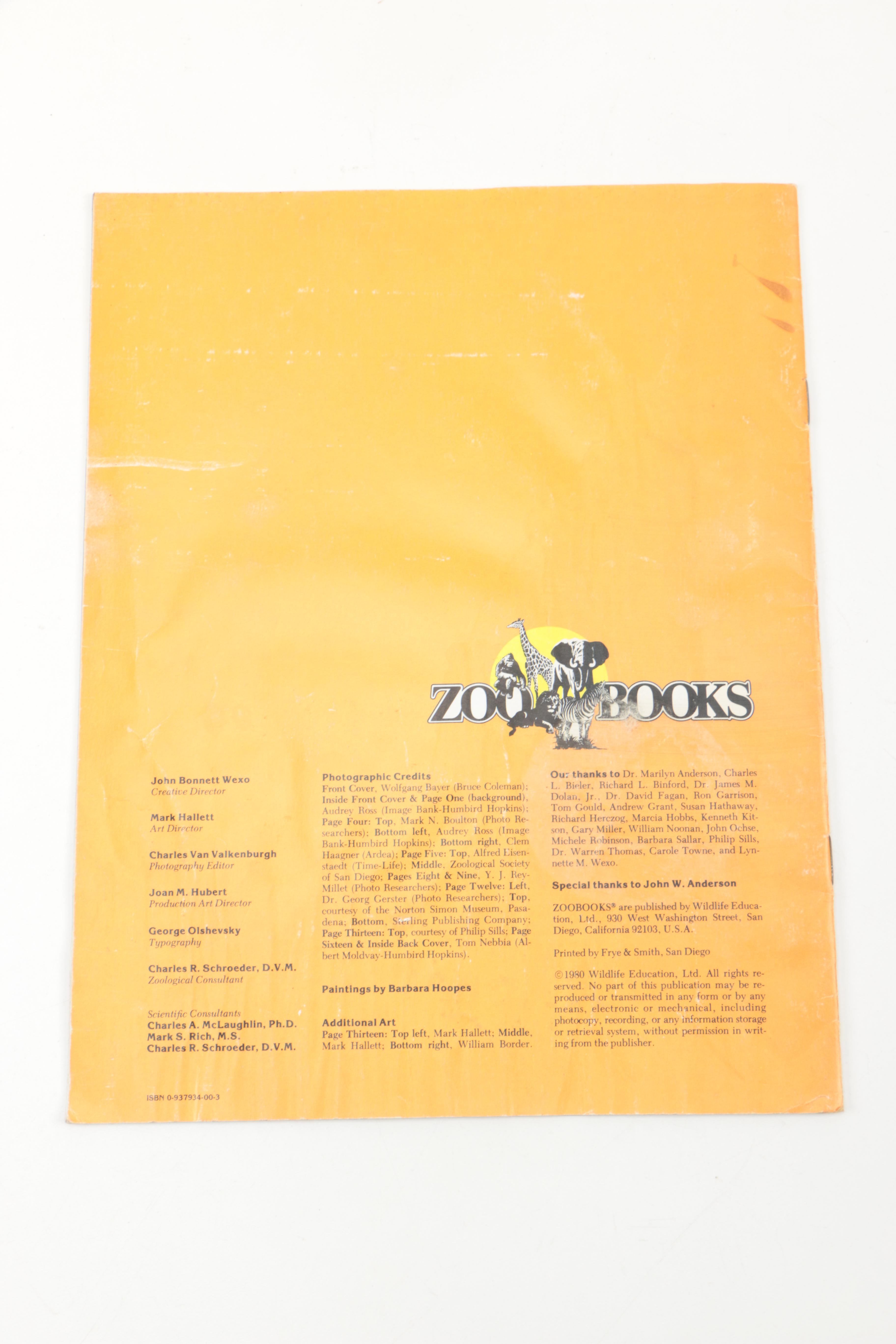 Collection of "The Illustrated Encyclopedia of the Animal Kingdom" Books