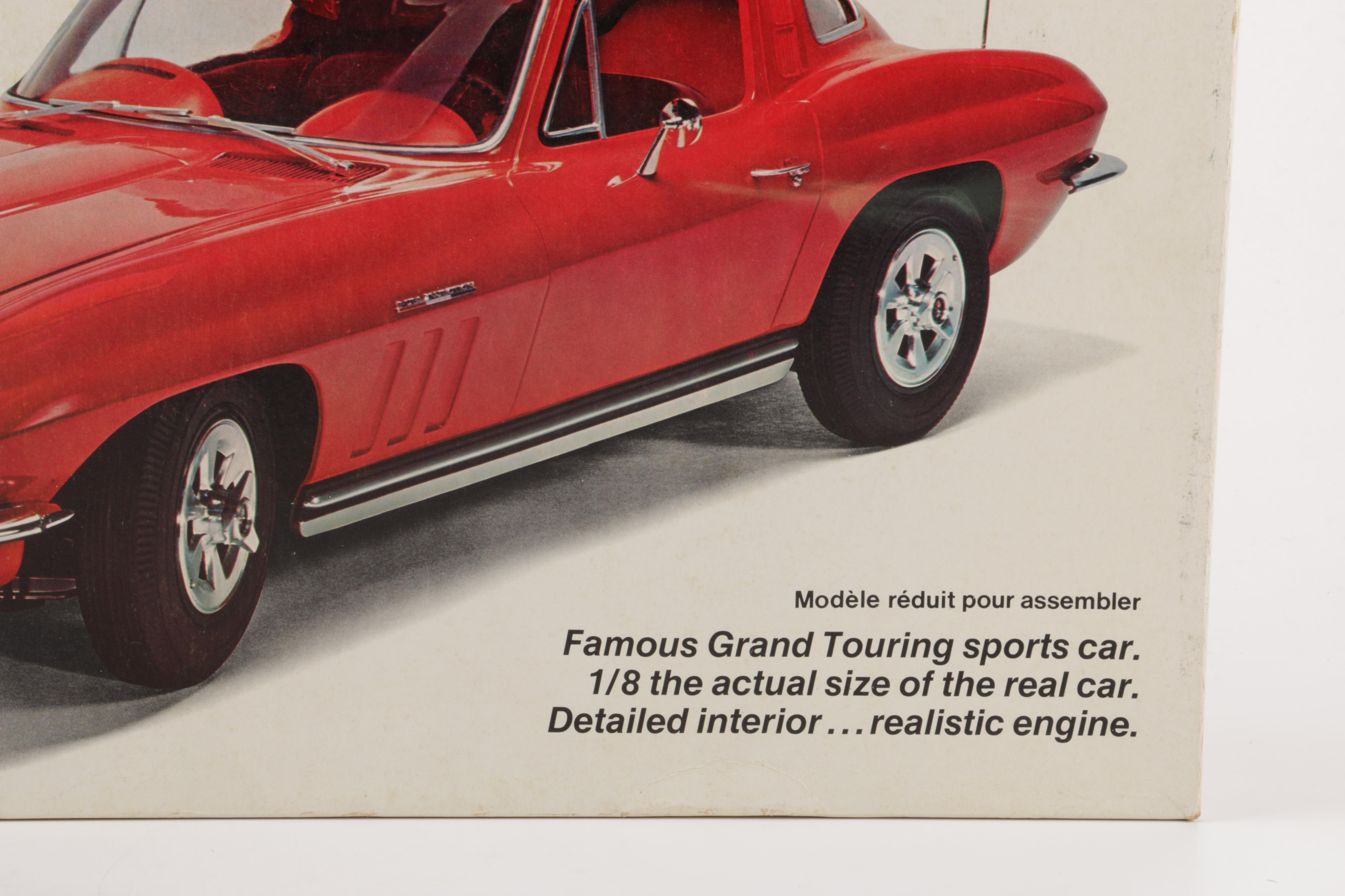 Monogram '65 Corevette Sting Ray Model Kit