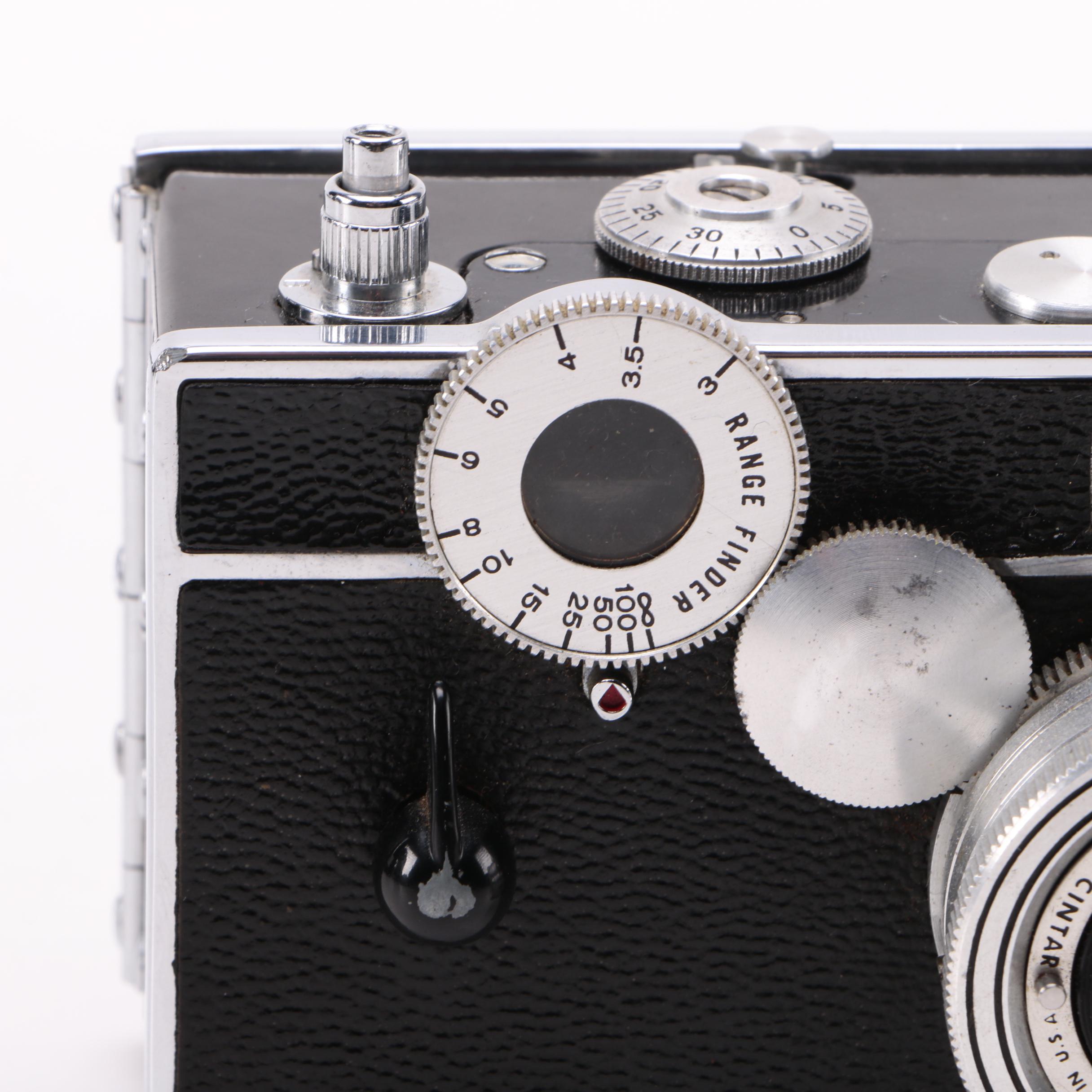 Vintage Argus 35MM Film Camera and Vinyl Carrying Case