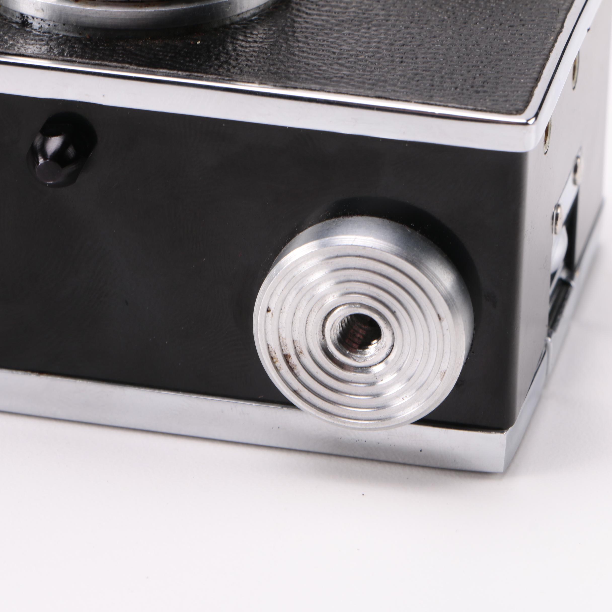 Vintage Argus 35MM Film Camera and Vinyl Carrying Case