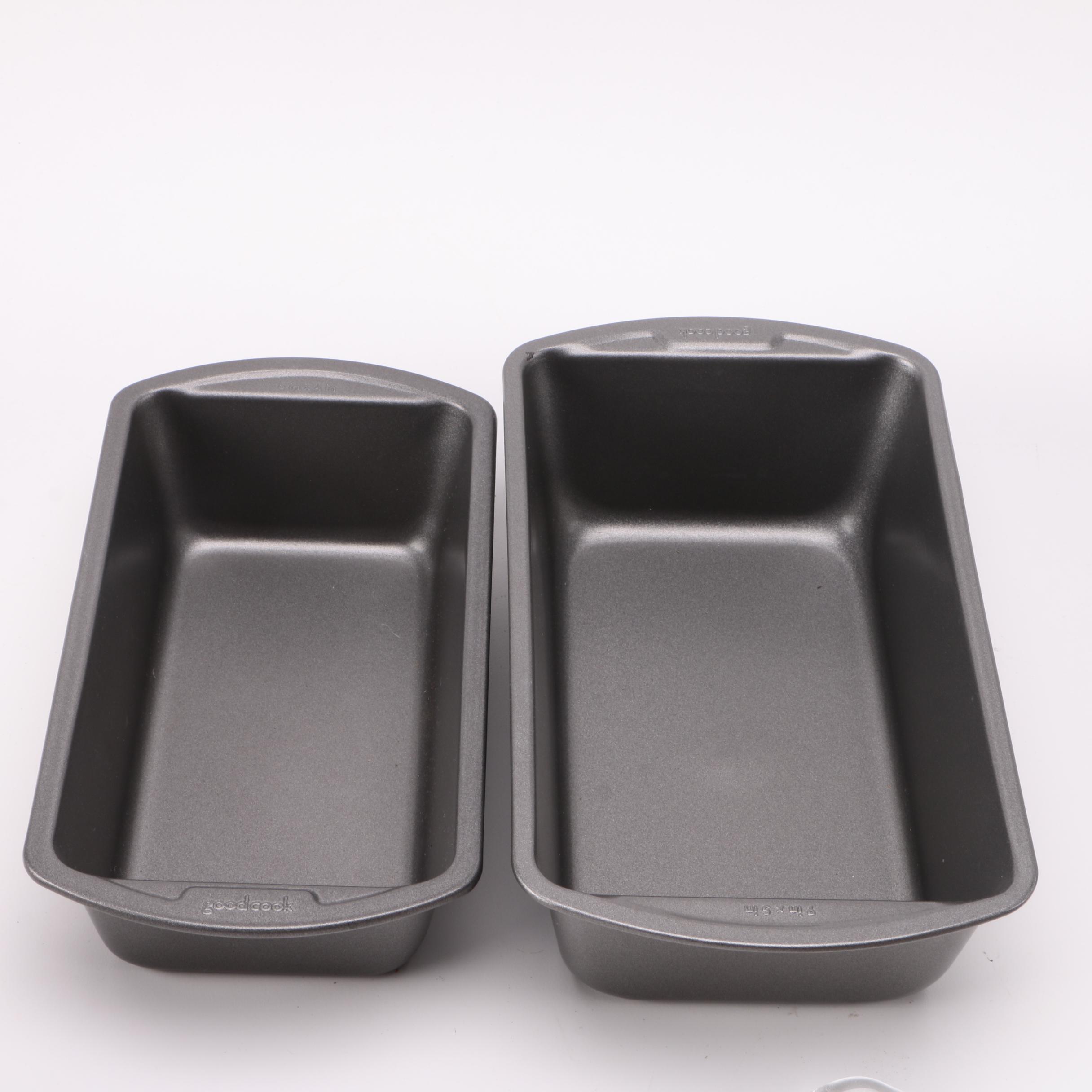 Kitchen Baking and Serving Pieces