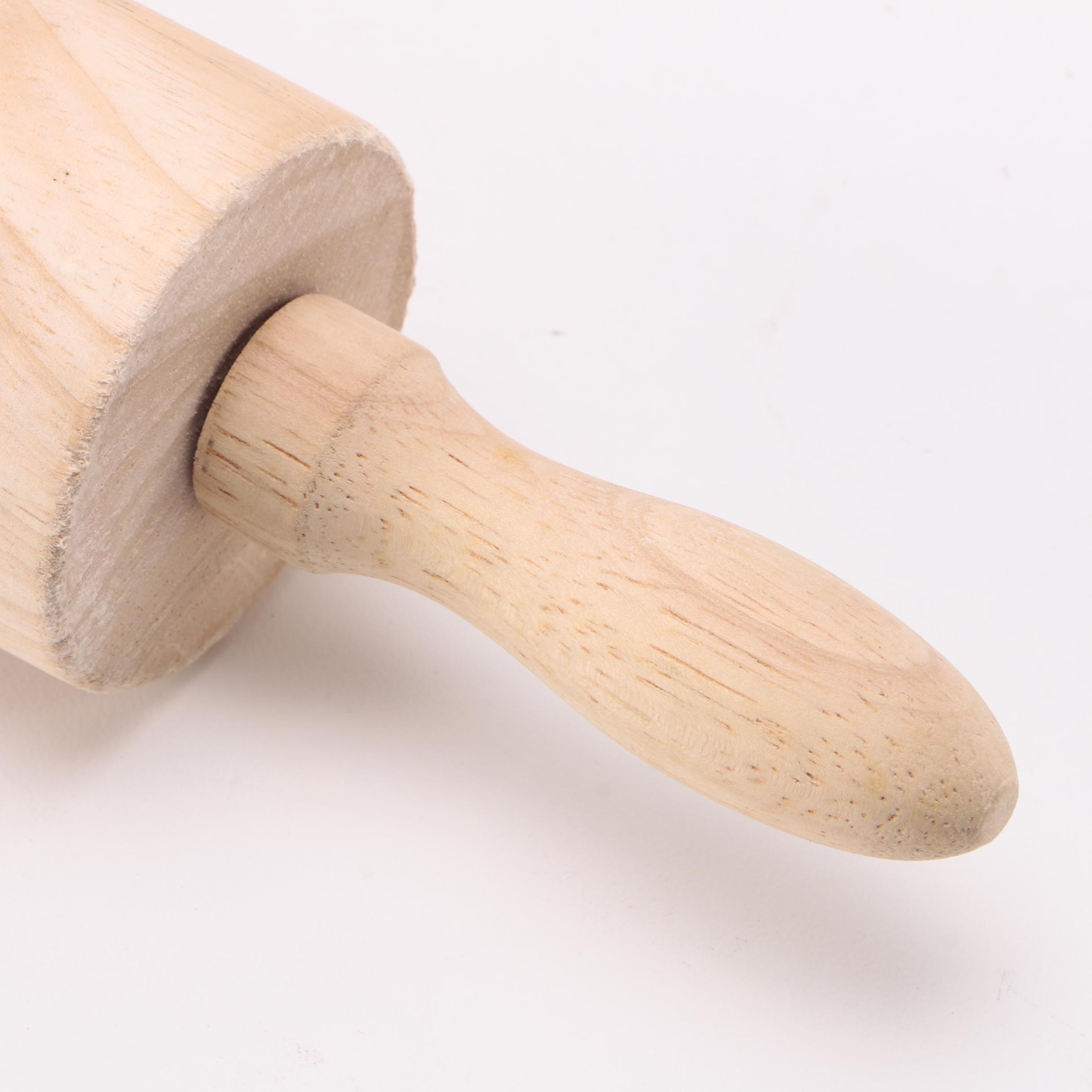 Kitchen Baking and Serving Pieces