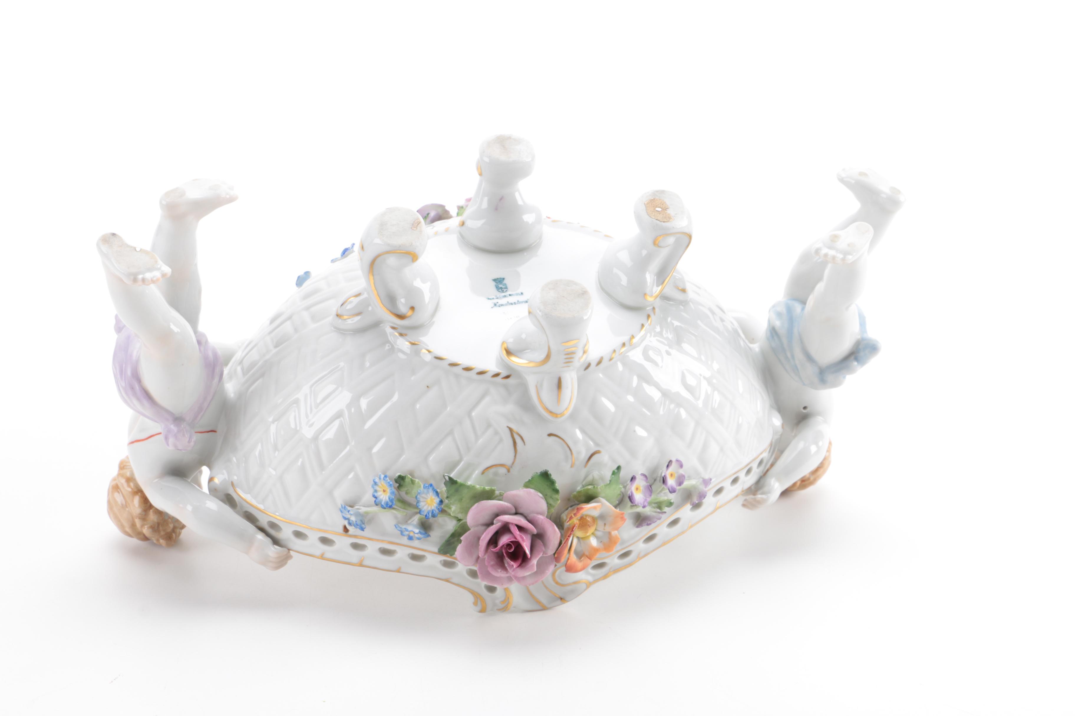 Von Schierholz Dresden Porcelain Cherub Bowl