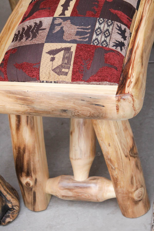 Log Cabin Style Dining Set