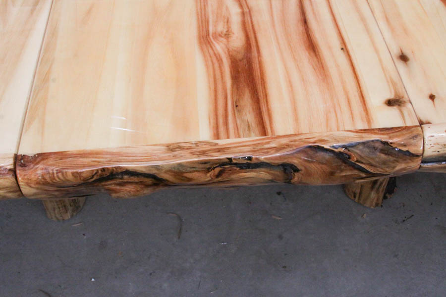 Log Cabin Style Dining Set